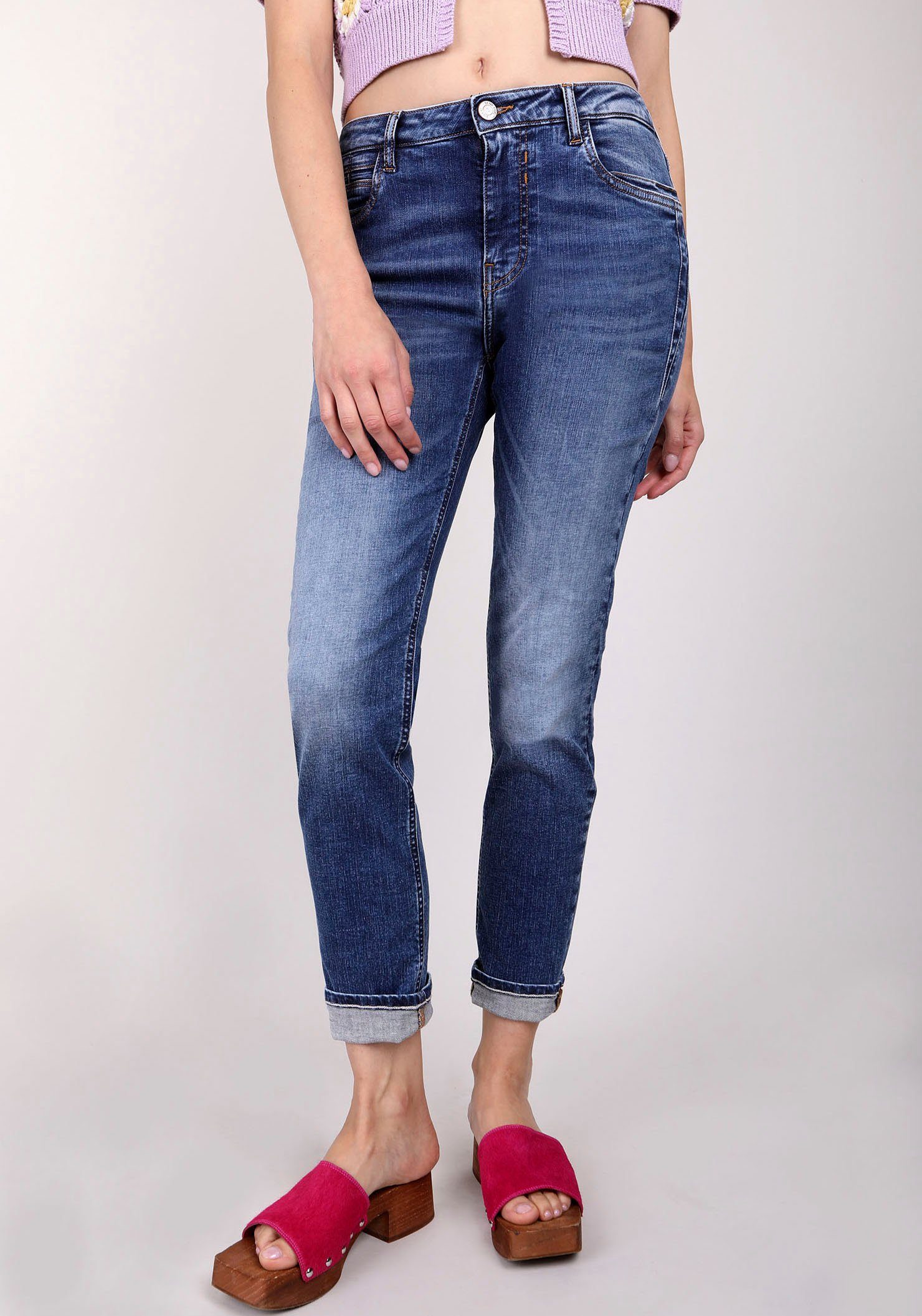 BLUE FIRE Slim-fit-Jeans NANCY Stretchanteil Passform tolle eine blue für dark mit