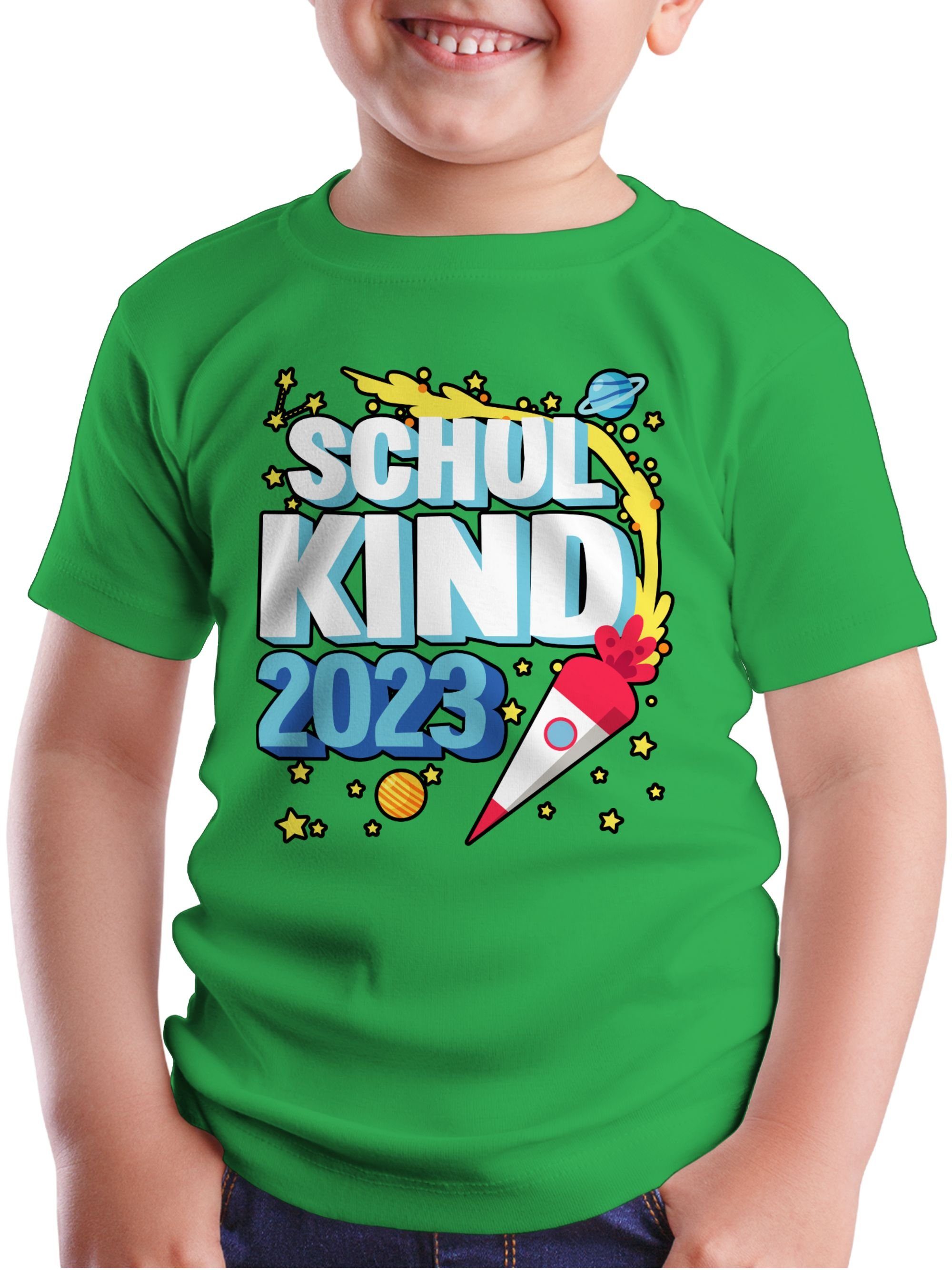 und T-Shirt Shirtracer schwarz 2023 Grün Junge Endlich Schulkind 2 Rakete Einschulung mit Schulanfang - Geschenke Sternen