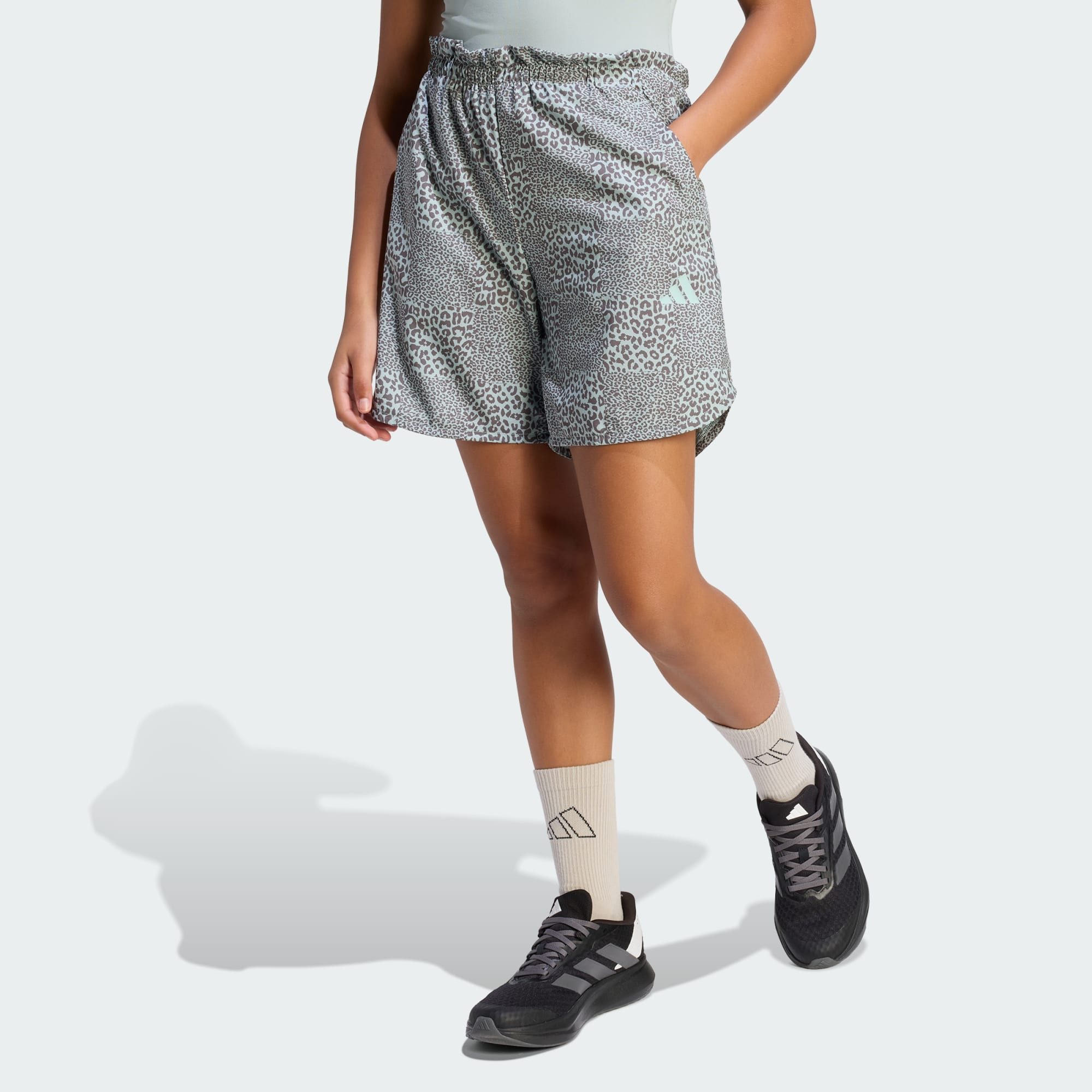 adidas Sportswear Shorts FUTURE ICONS ALLOVER PRINTED SHORTS. (1-tlg)