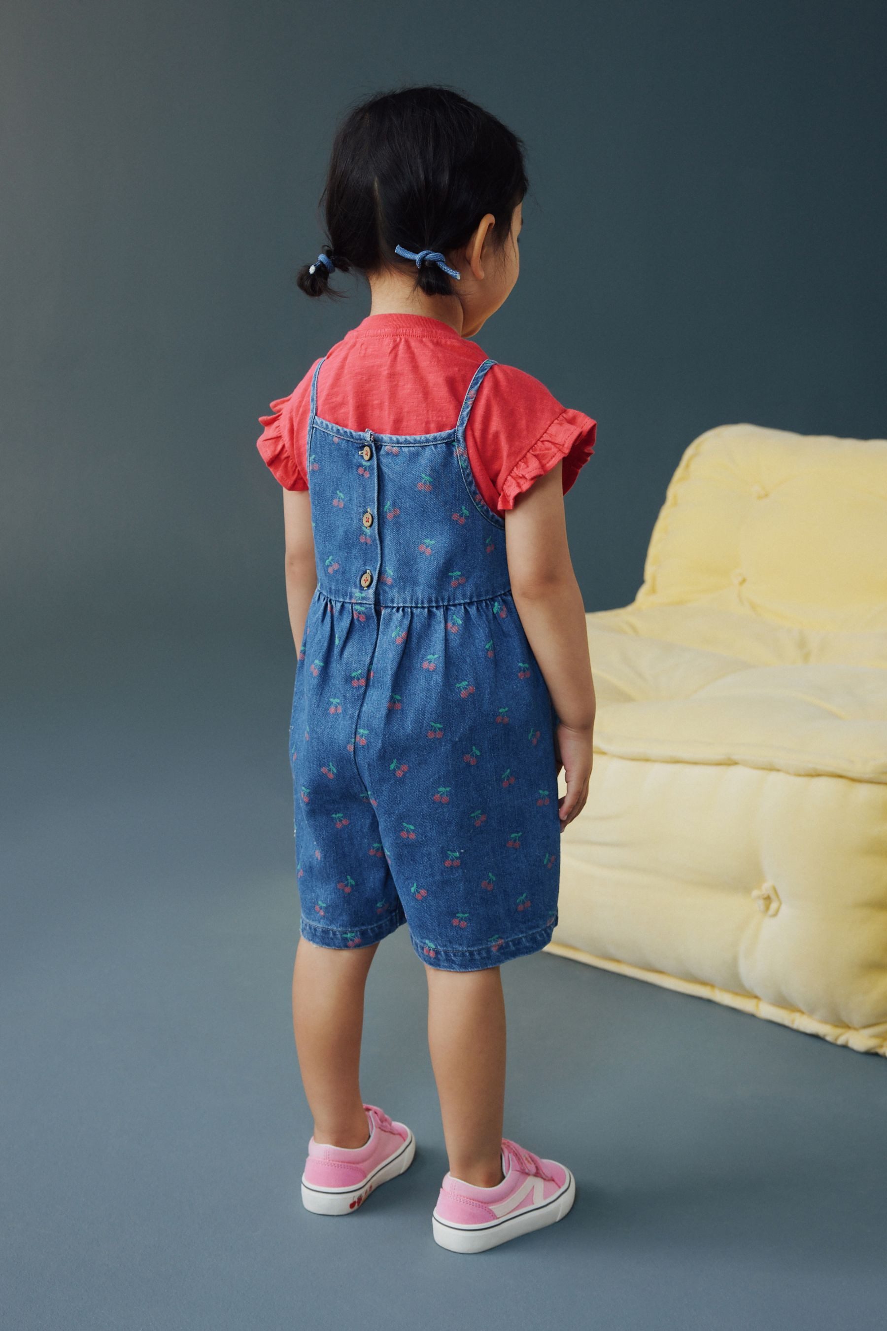 Next Playsuit Denim-Playsuit mit Kirschstickerei und T-Shirt (2-tlg)