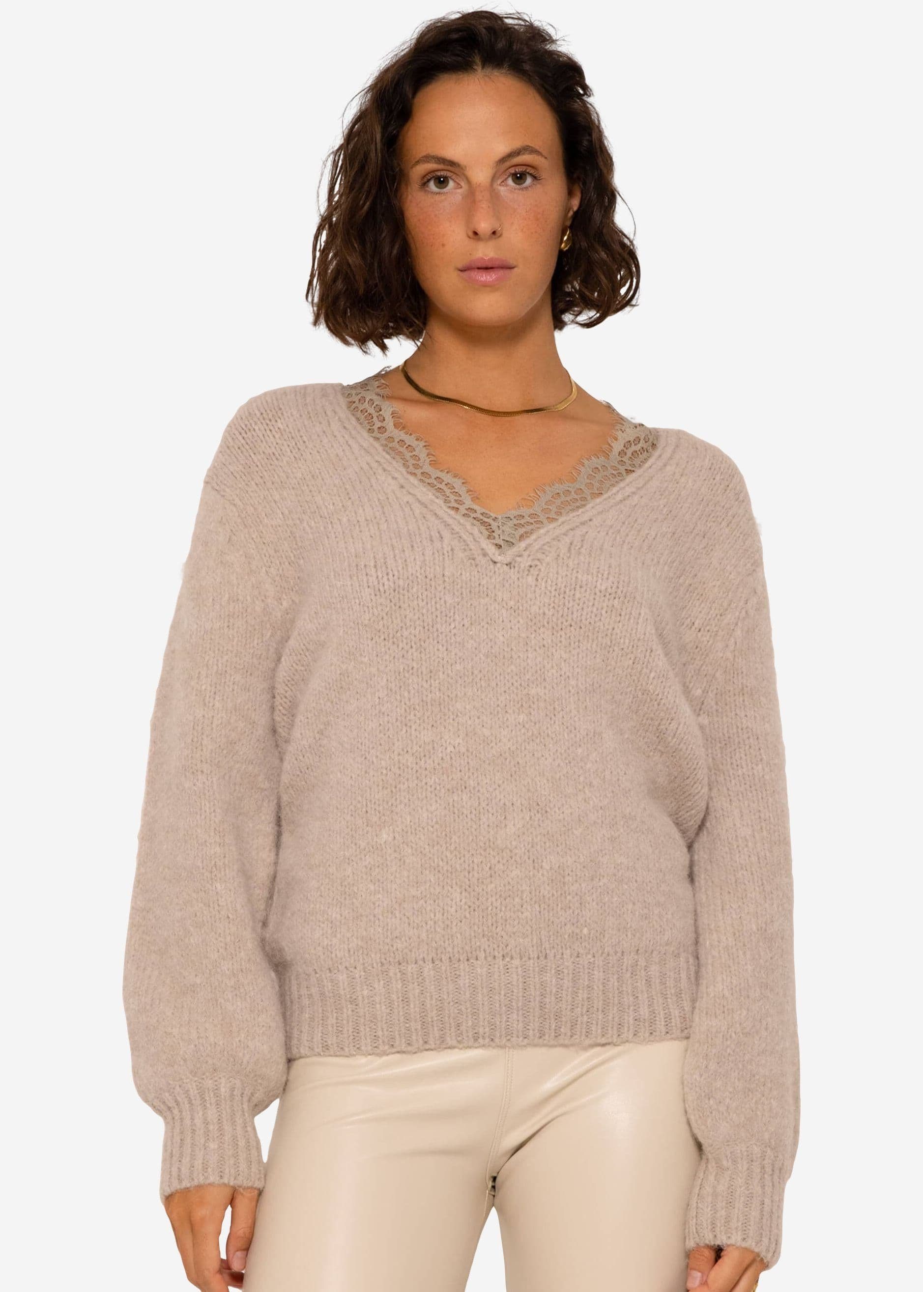 Grobstrick Spitzen-Ausschnitt Pullover Beige aus Oversize SASSYCLASSY weichem Damen mit Strickpullover Strickpullover Lässiger