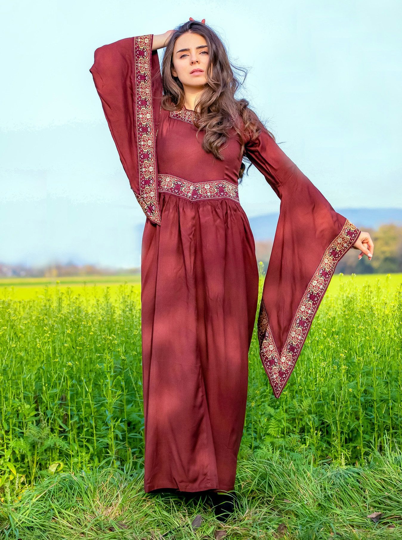 Leonardo Carbone Burgfräulein-Kostüm Edles Viskose Kleid Burgundrot