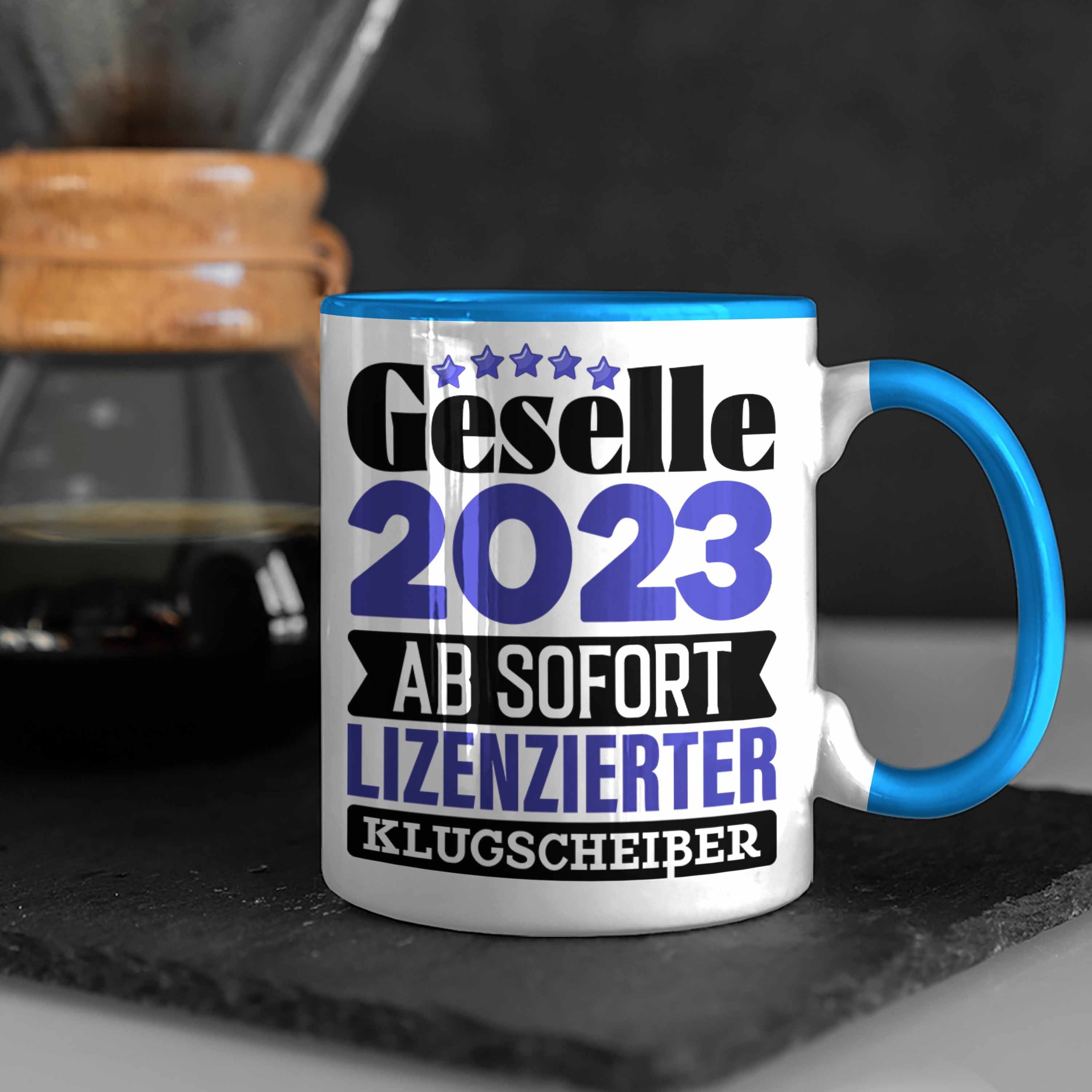 Trendation Tasse Prüfu Geselle 2023 Bestanden Blau Geschenk Bestandene Tasse Gesellenprüfung