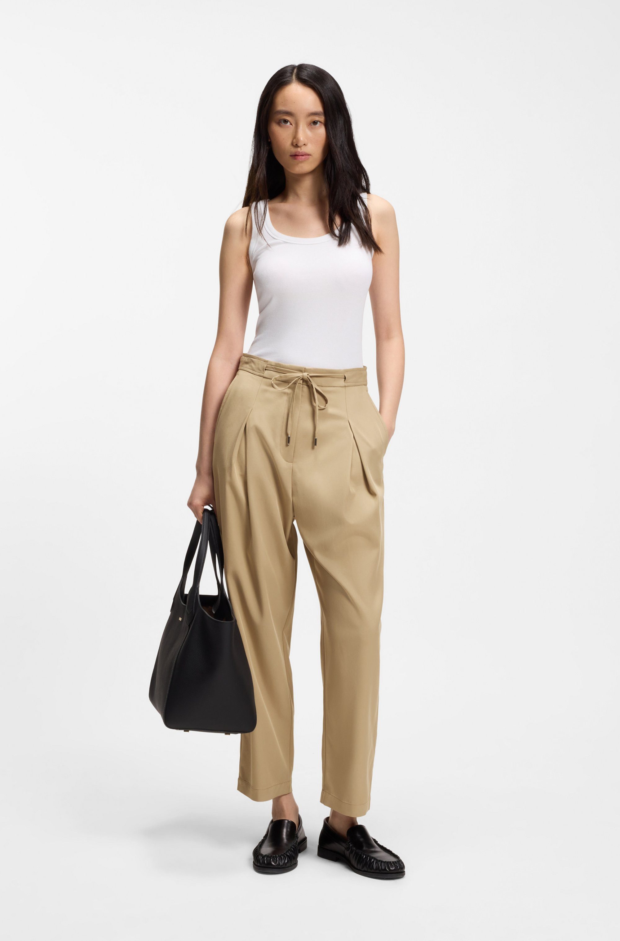BOSS ORANGE Bundfaltenhose Tophelia Premium Damenmode mit Bindeband, Tapered Fit