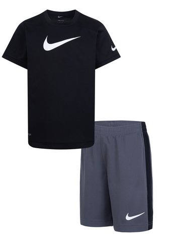  Nike Sportswear Shirt & Šortai