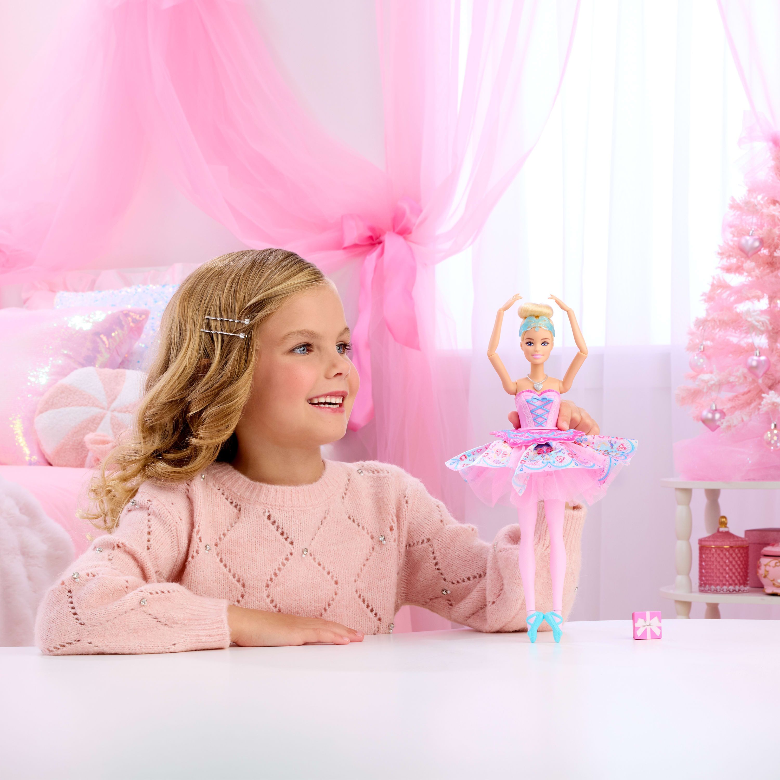 Barbie Anziehpuppe Barbie in: Der Nussknacker Clara – Bild 2 von 5