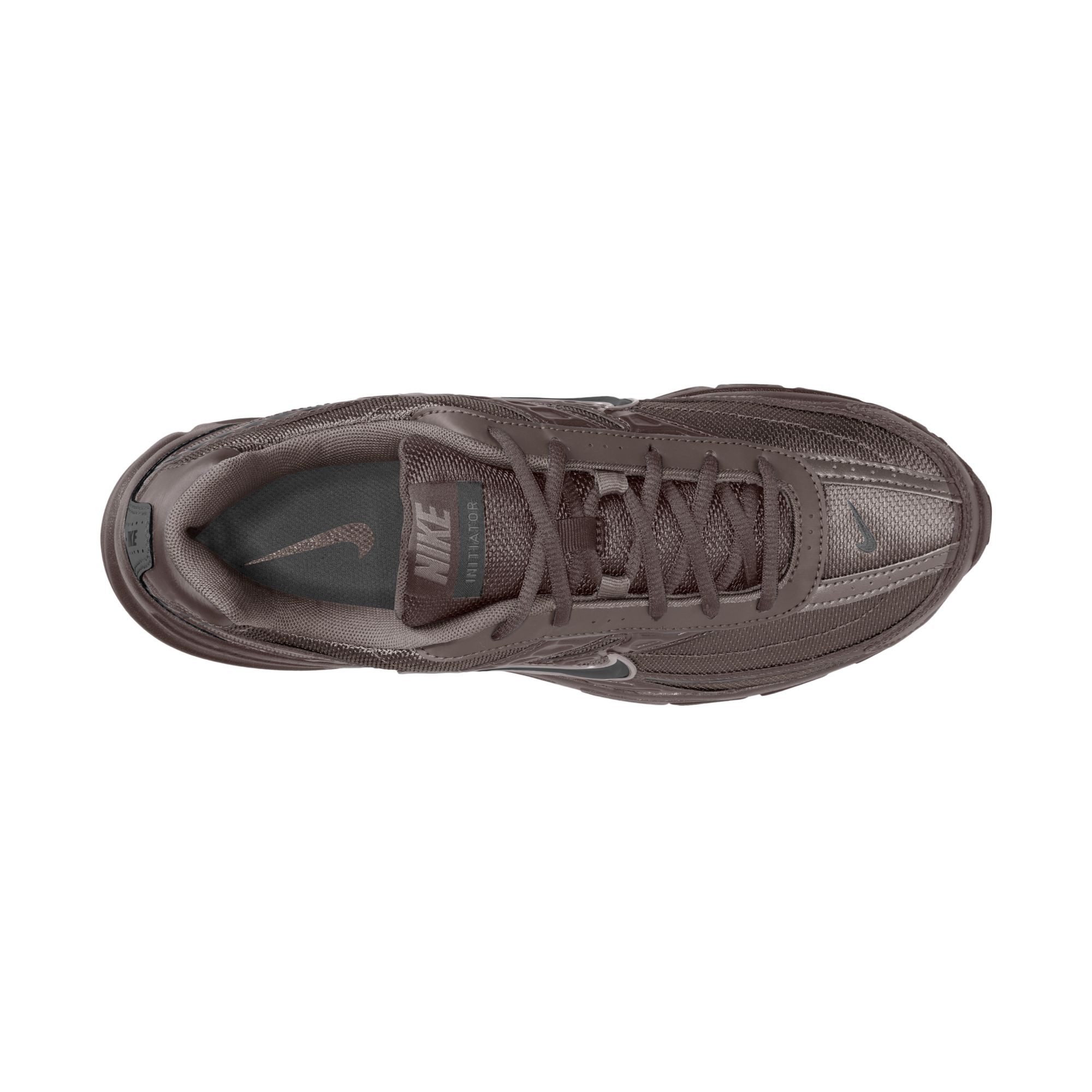 Nike Sportswear INITIATOR Sneaker inspiriert vom Design des Nike P-6000