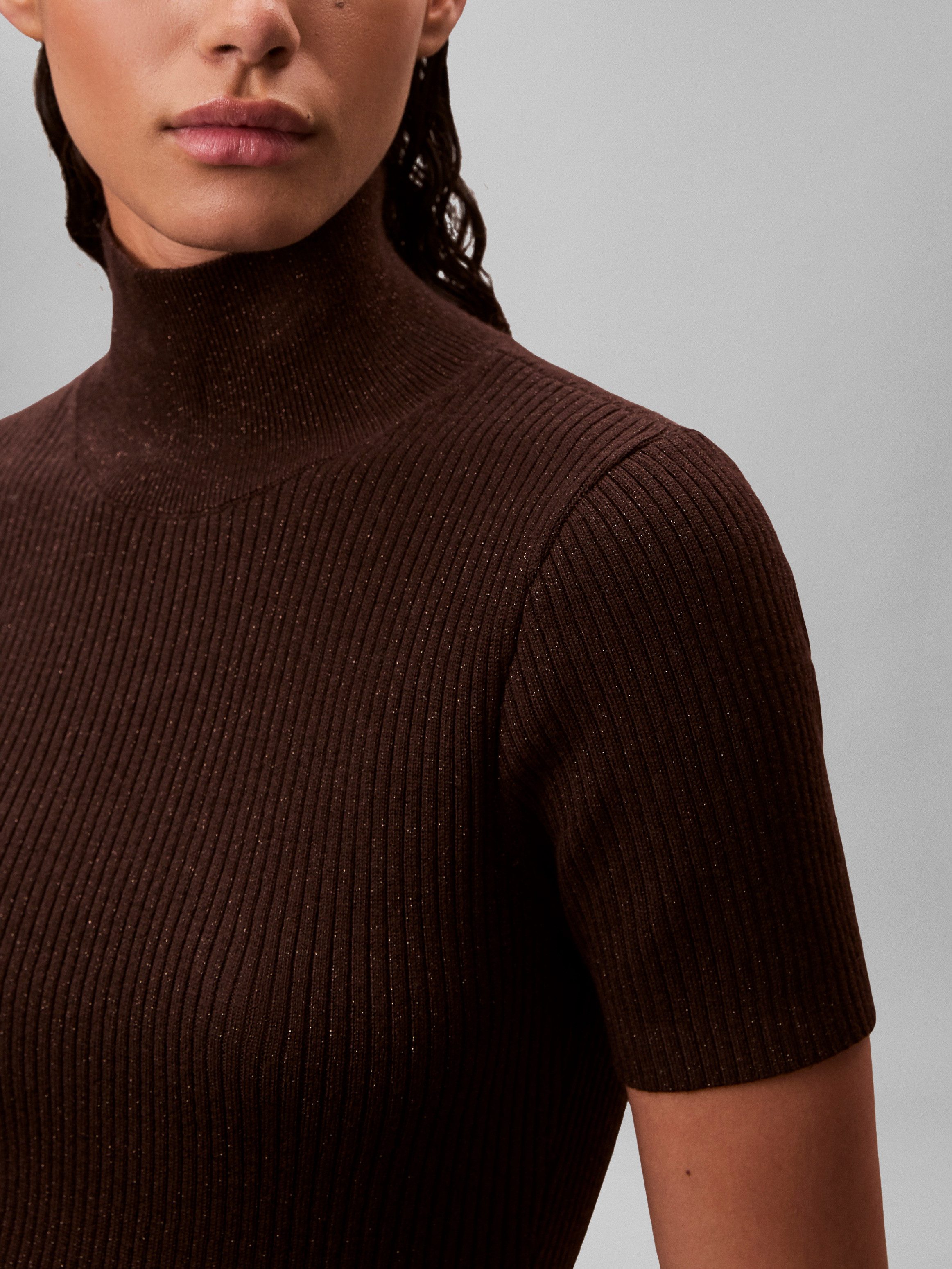 Calvin Klein Jeans Minikleid Figurbetonte Passform mit Stehkragen