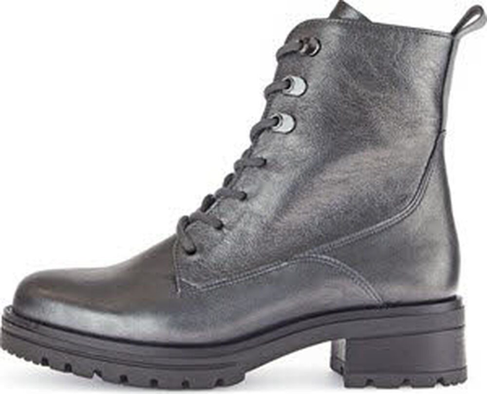 Schnürstiefelette