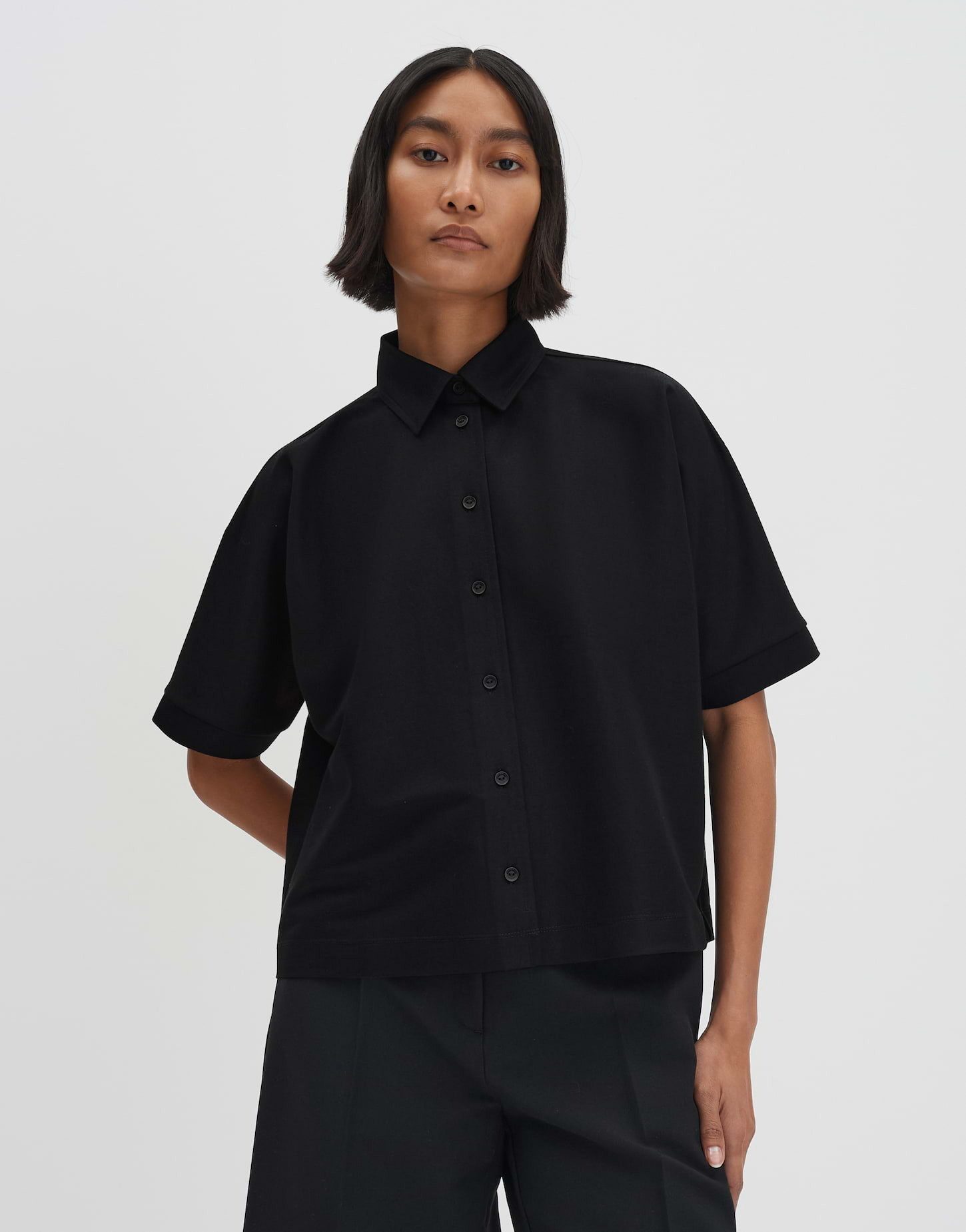 someday Kurzarmbluse ZUNYA PURE Loose aus nachhaltiger Viskose