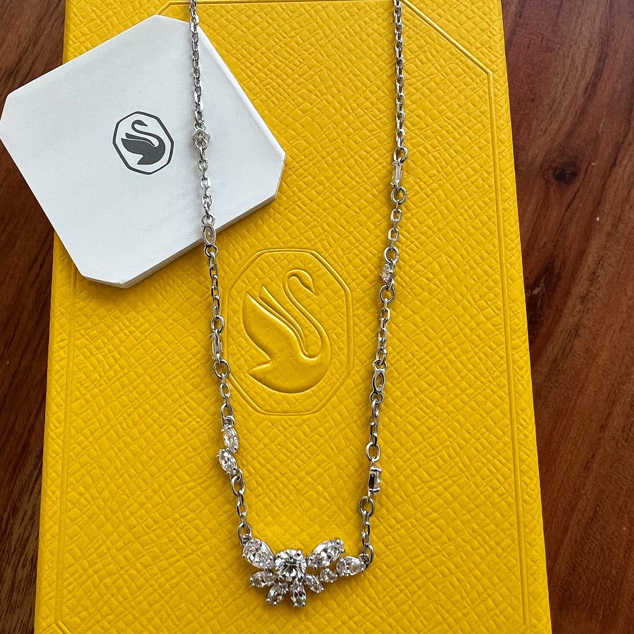 Swarovski Kette mit Anhänger silberfarb...