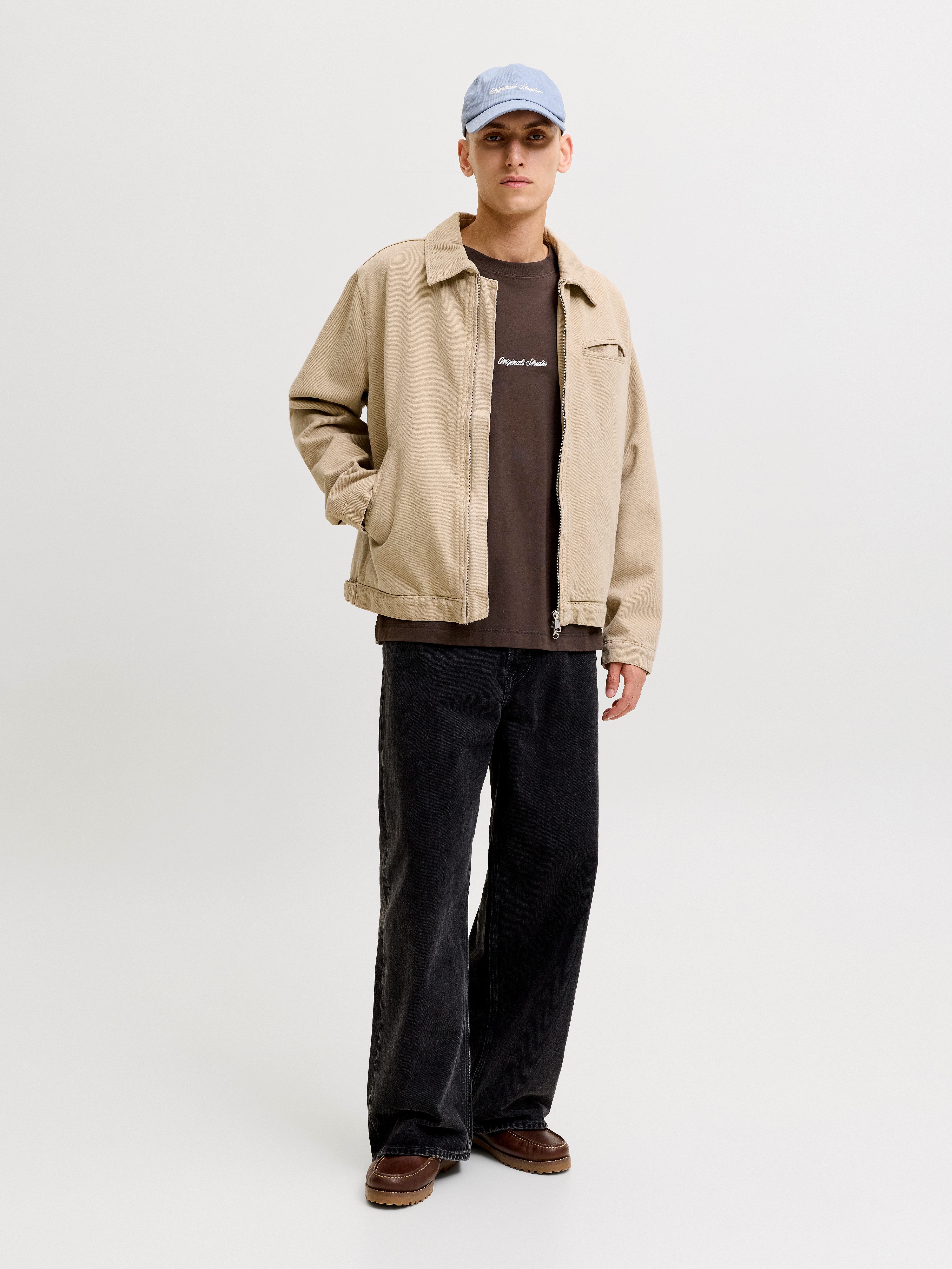Jack & Jones Rundhalsshirt JORNORREBRO EMB TEE SS CREW NECK NOOS Baumwolle, locker geschnitten