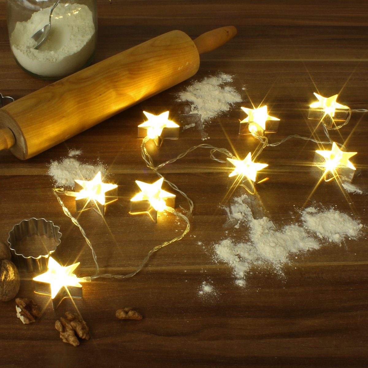 MARELIDA LED-Lichterkette Backformen Sterne goldene Backförmchen Weihnachten Plätzchen, 8-flammig