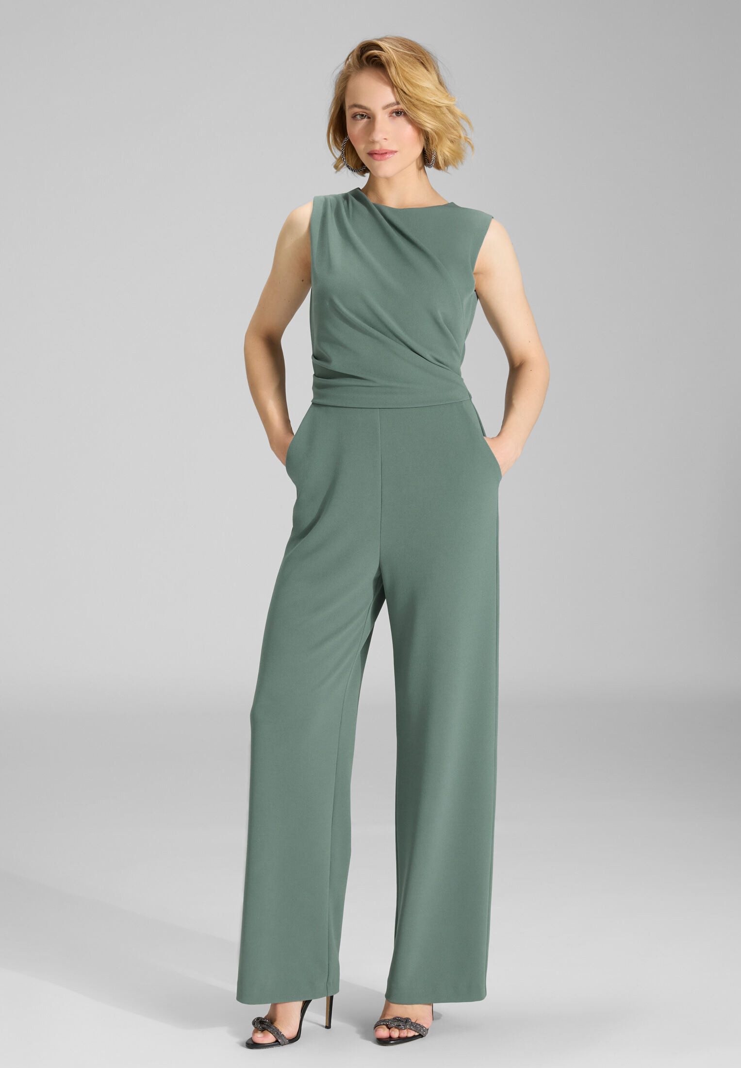 SWING Jumpsuit - Jumpsuit aus Crepe Jersey mit Drapierung Oberteil in figurbetonter Passform