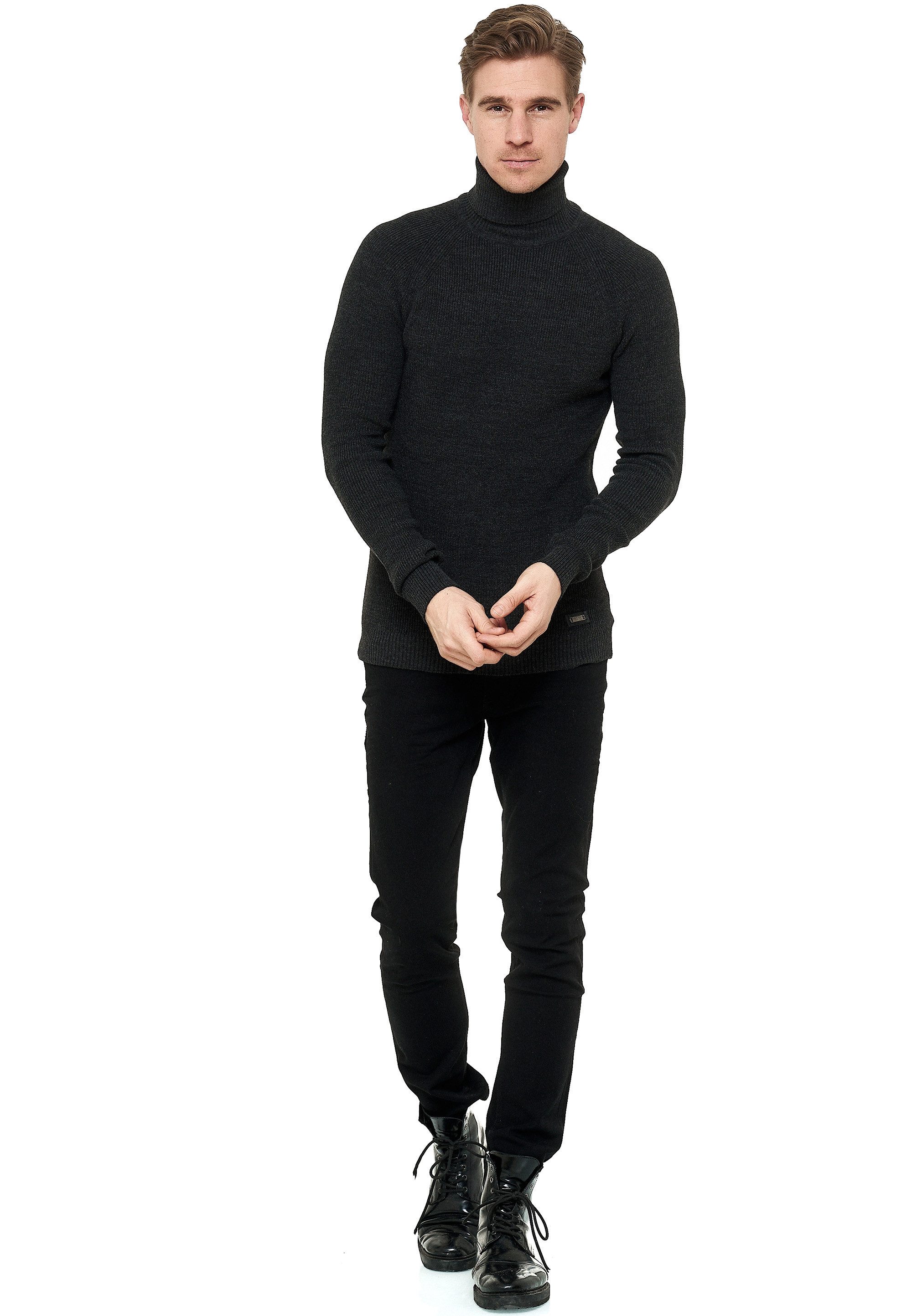 Rusty Neal Rollkragenpullover mit stilvollem Hochkragen