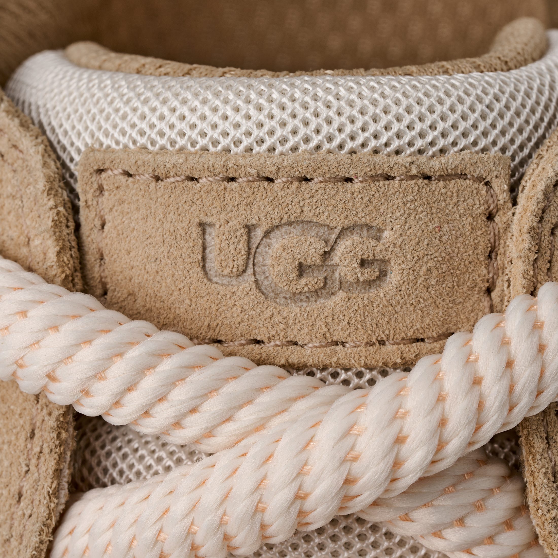 UGG LO LOWMEL MESH Plateausneaker Schnürschuh, Halbschuh, Low Profile mit Kontrastbesätzen