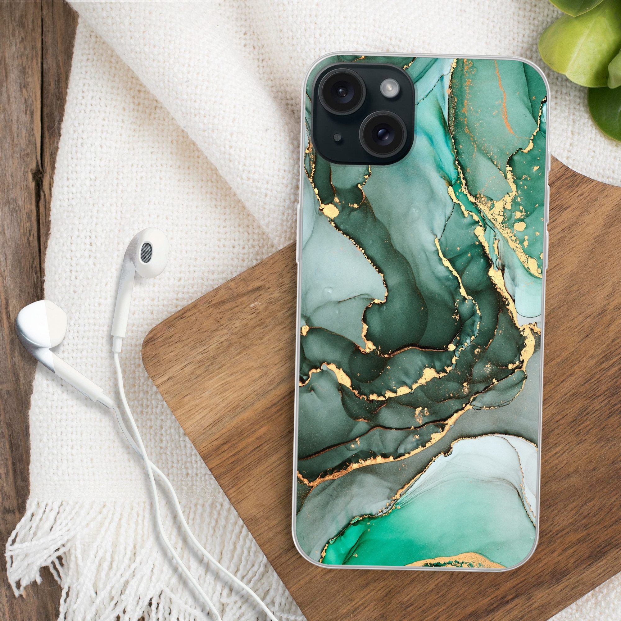 MuchoWow Handyhülle für Apple iPhone 15 Plus Gold - Marmor - Grün - Luxus - Marmoroptik -, Smartphone-Bumper, Print, Handy Schutzhülle Dünn
