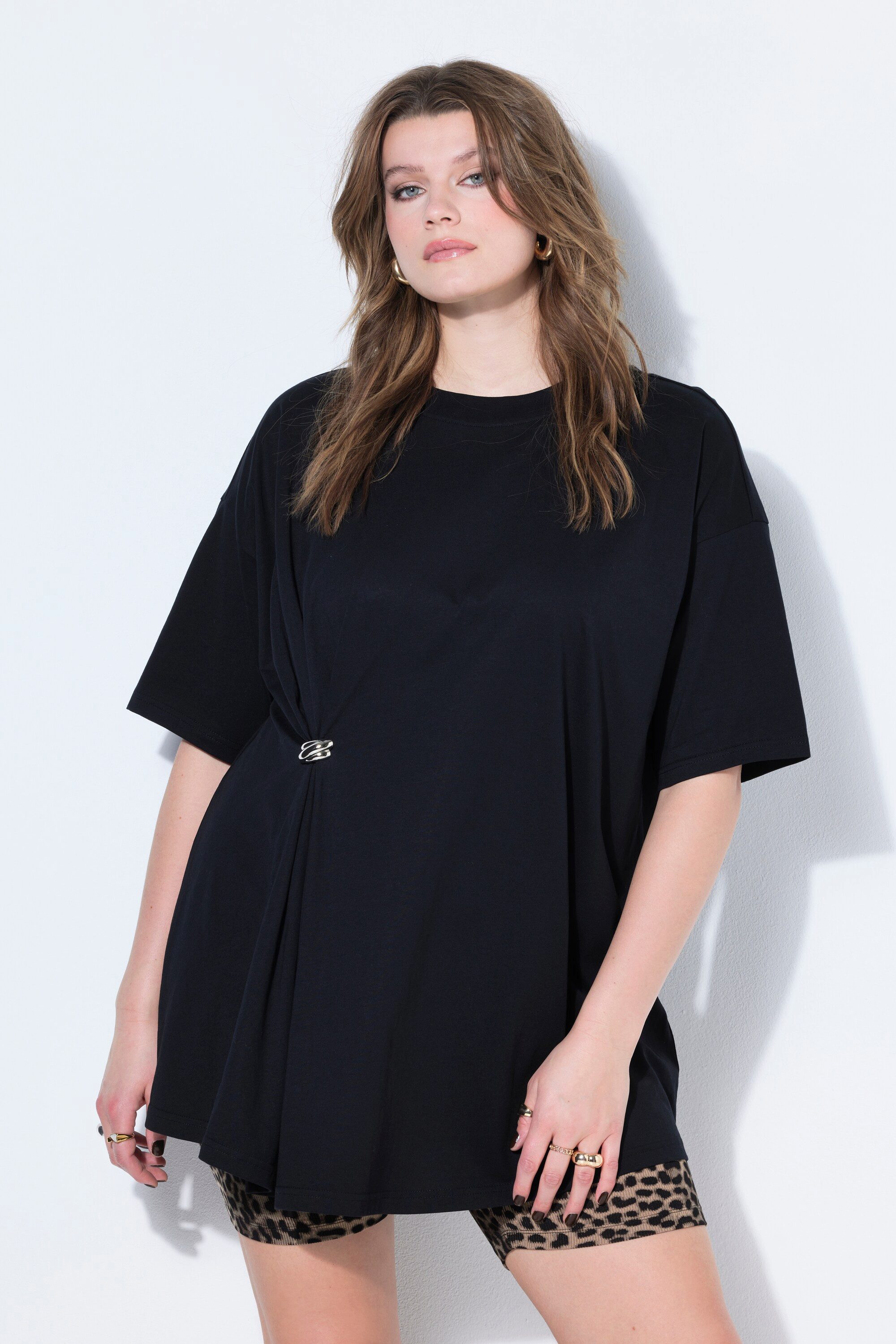 Studio Untold T-Shirt T-Shirt oversized Schmuckknoten
