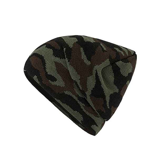 Myrtle Beach Beanie »Camouflage Beanie Mütze« Klassische Strickmütze mit modischem Camouflage-Design