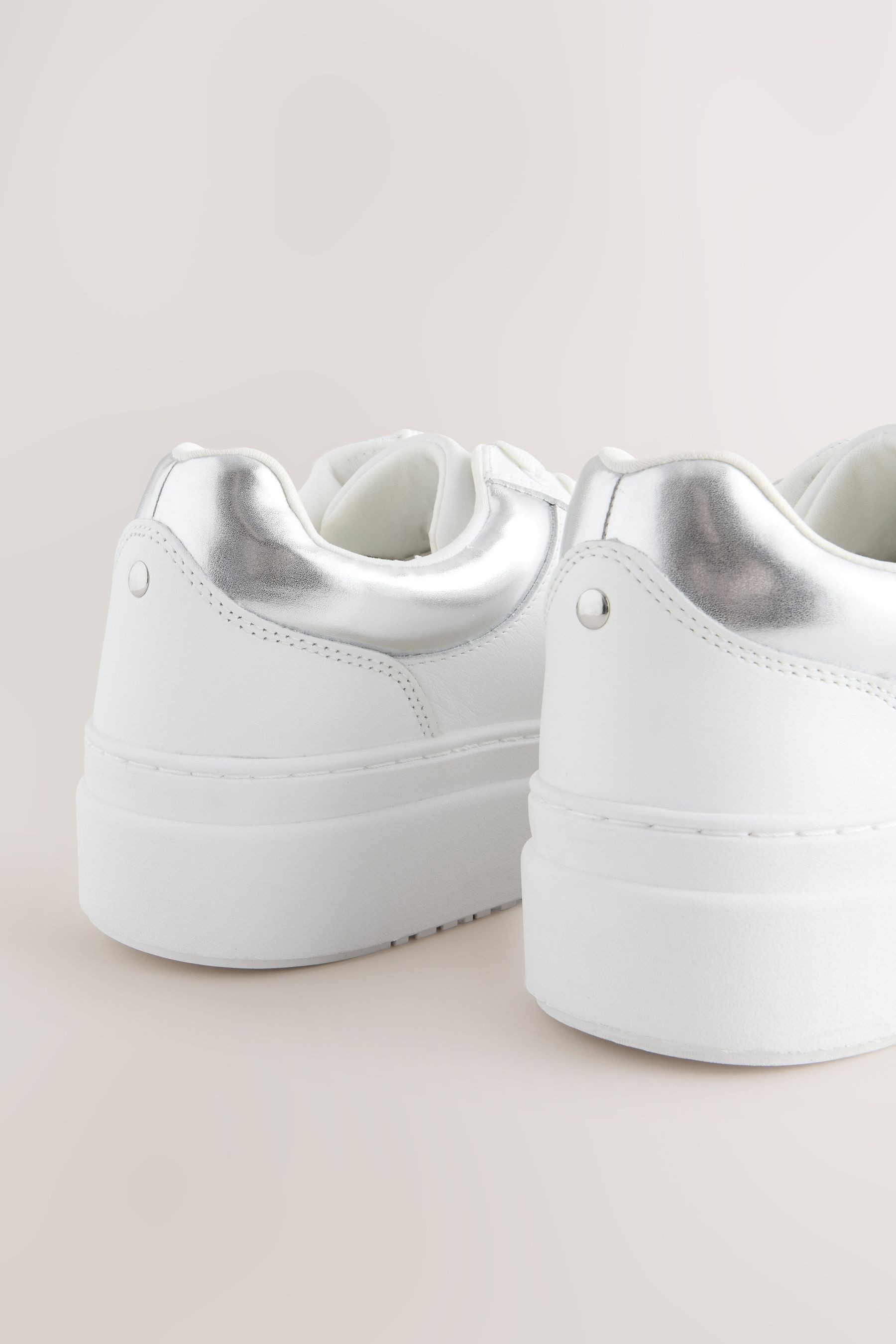 Next Signature Dicke Lederturnschuhe mit Schnürung Sneaker (1-tlg) günstig online kaufen