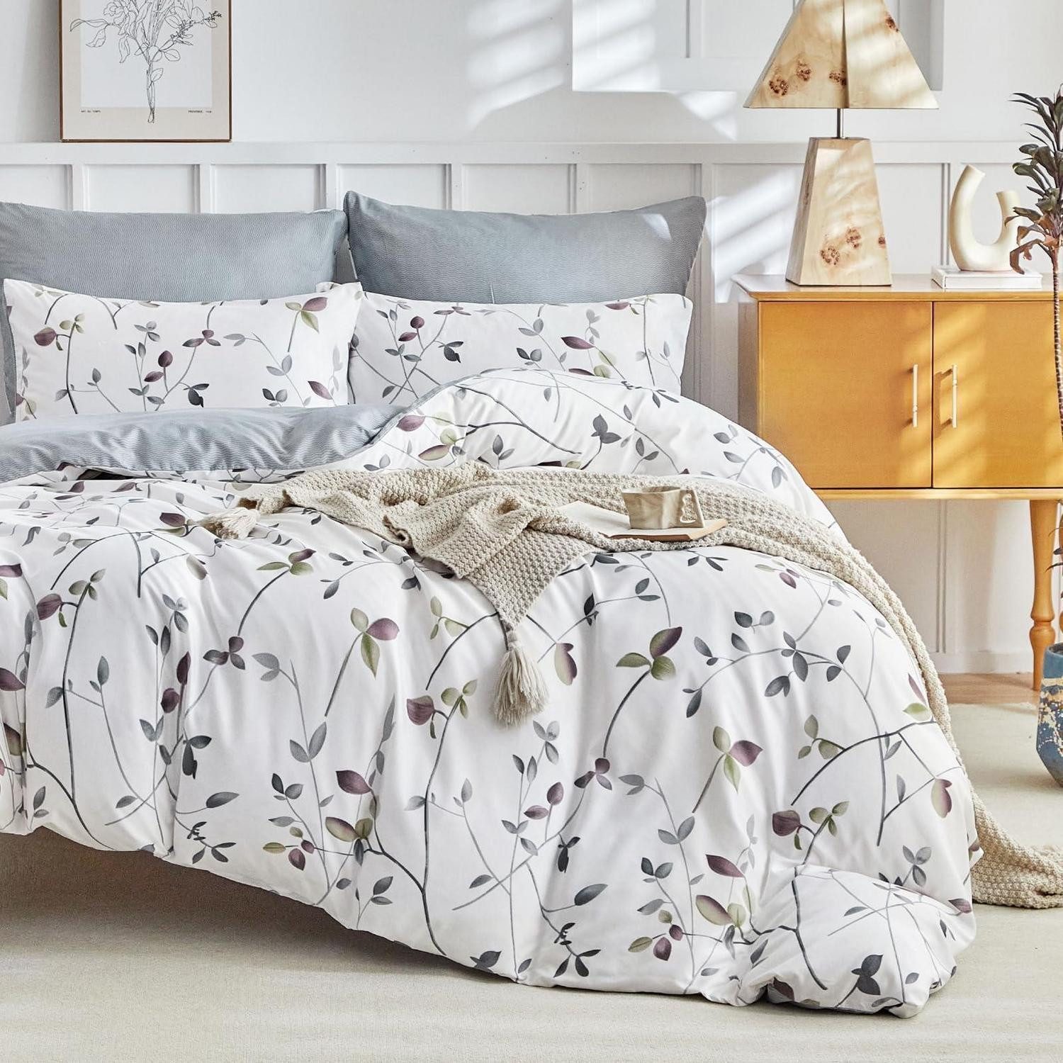 LuxusKollektion Wendebettwäsche Bettwäsche 2-tlg. 150x220 Weiß-Grau Zweige
