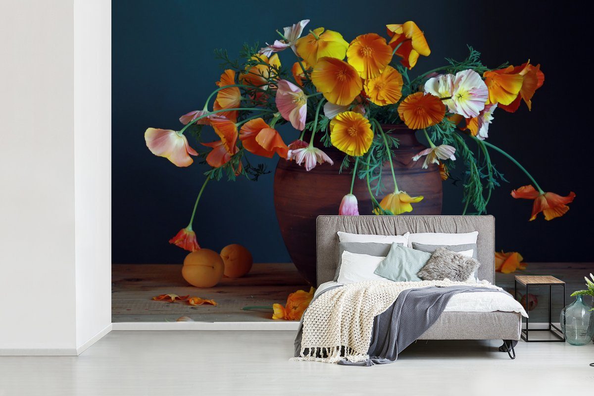 MuchoWow Fototapete Vase - (6 Wohnzimmer, Wallpaper Farben bedruckt, für Schlafzimmer, Kinderzimmer, Tapete Stilleben, Matt, - St), Vinyl