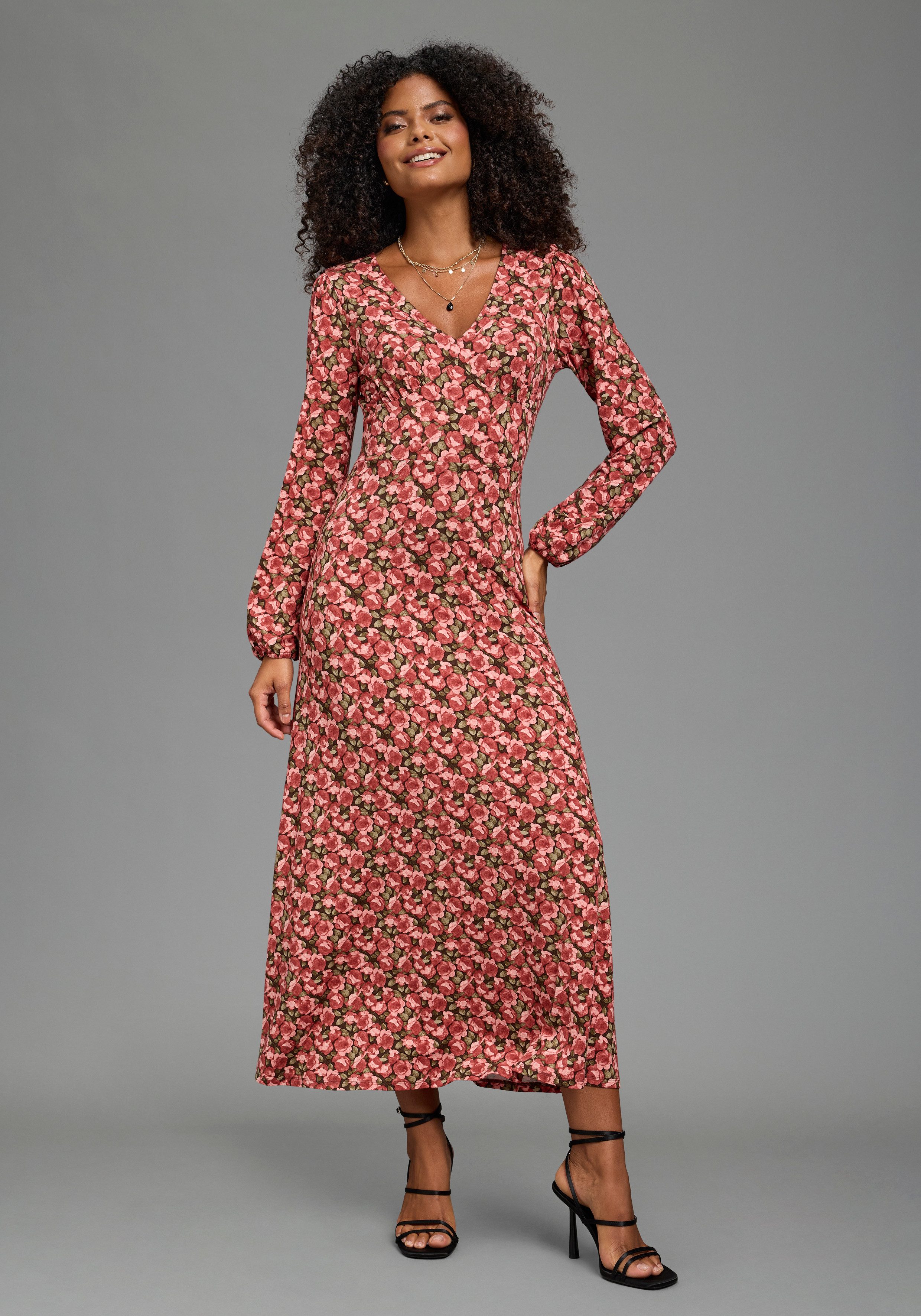 Laura Scott Midikleid aus elastischer Shirt-Qualität figurbetonte Passform mit foralem Druck