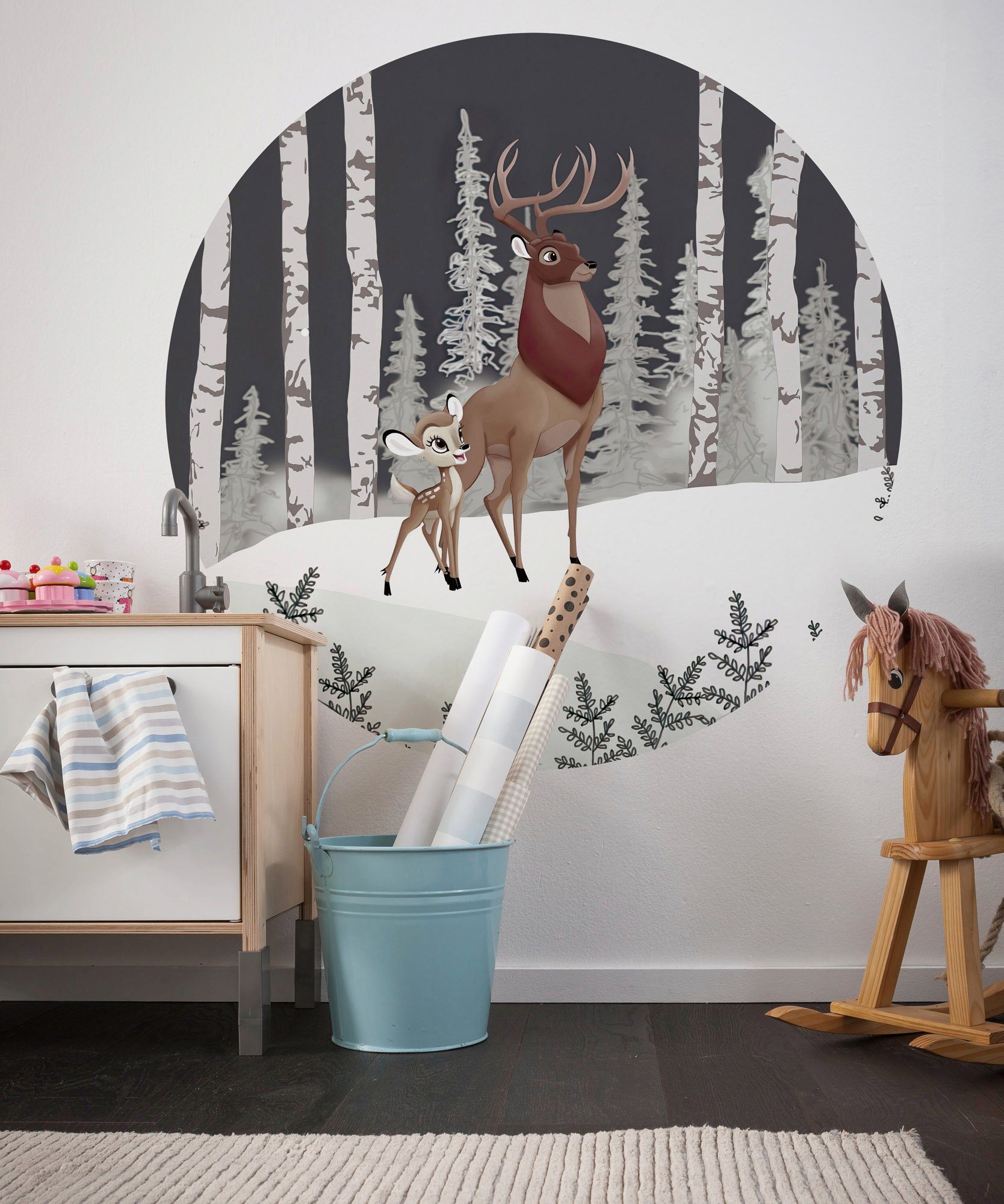 Komar Fototapete Vlies selbstklebend - Bambi Great Prince - Größe 125 x 125 cm, glatt, bedruckt, Kinderzimmer