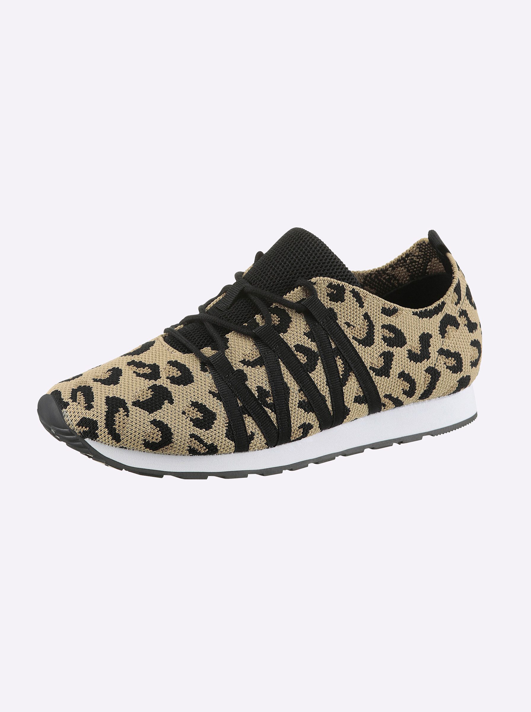 Schnürer Sneaker