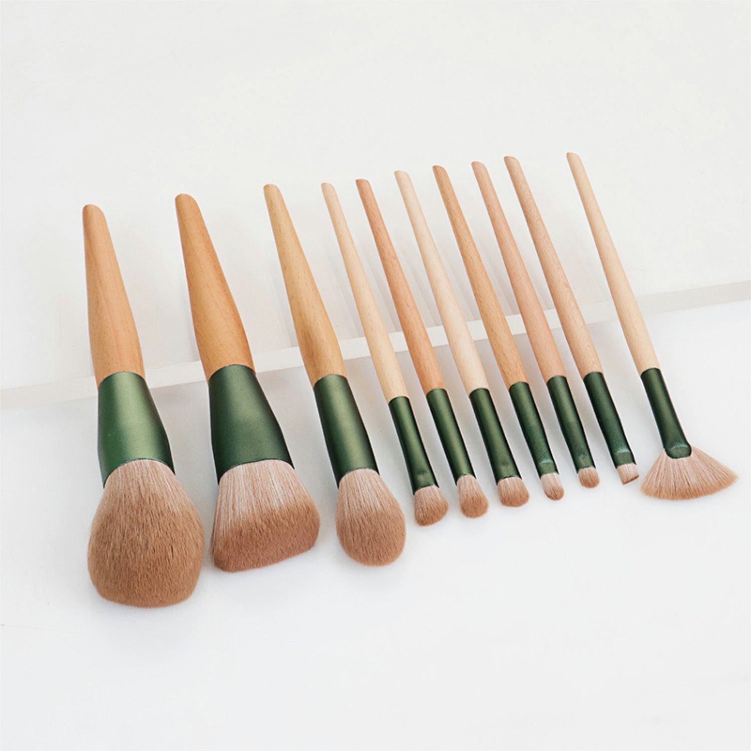Makeup Bürsten 14-teiliges Holzgriff-Kosmetikpinsel-Make-up-Pinsel-Werkzeugset