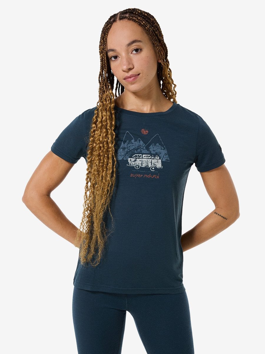 SUPER.NATURAL T-Shirt für Damen, Merino W DOLOMITES CAMPSITES TEE mit Camping-Motiv, atmungsaktiv