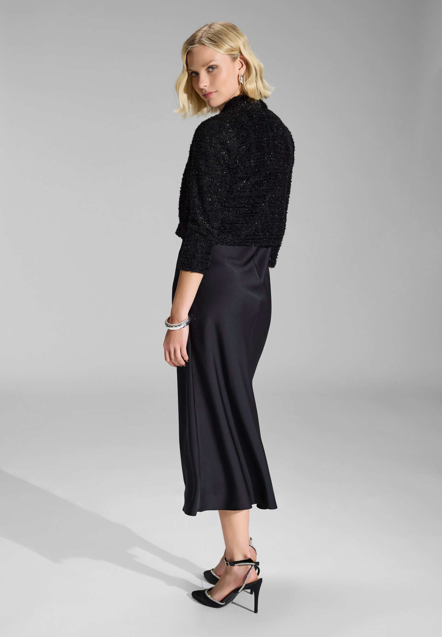 SWING Boleroblazer - Bolero Jacke in Chenille Optik Taillierter Schnitt günstig online kaufen