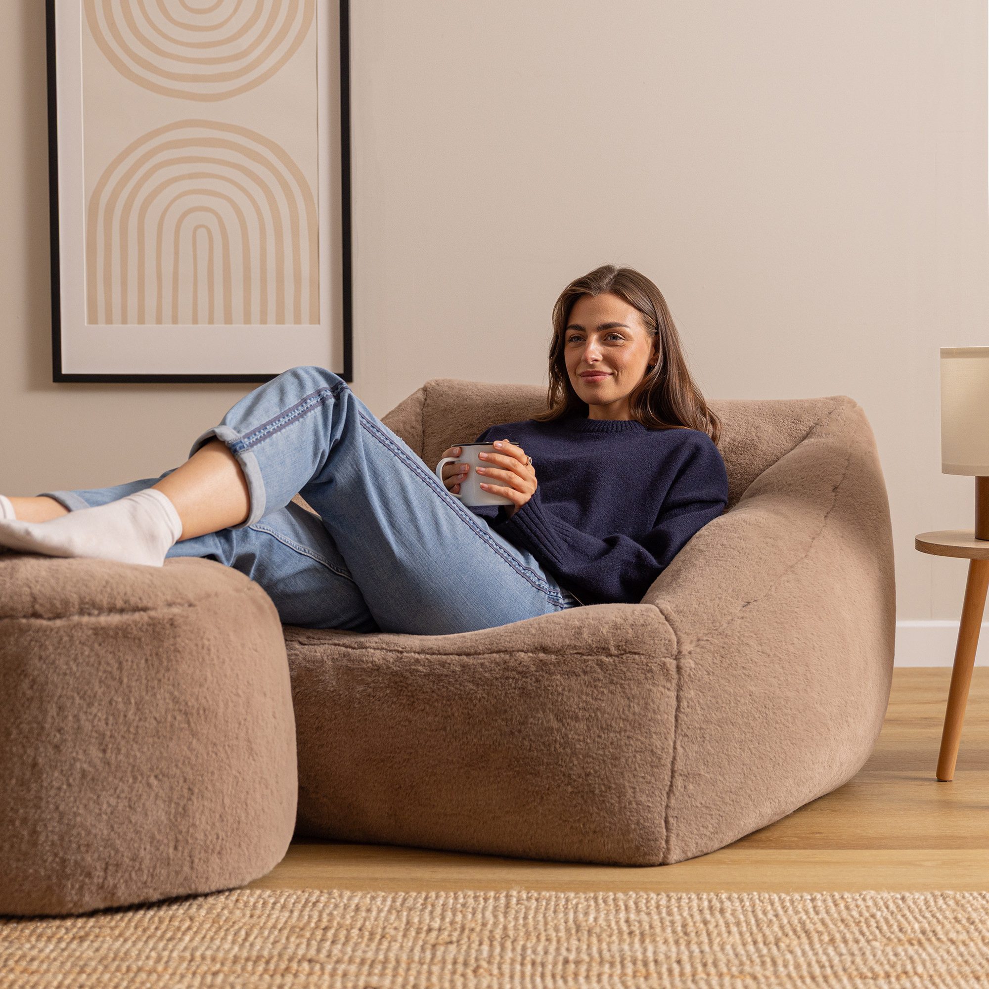 icon Sitzsack Riesen Sessel XXL aus Kunstfell Flauschig „Natalia" mit Sitzpouf (Spar-Set, 1 x Sitzsack-Sessel, 1 x Fußhocker), Sitzsack XXL, Made in Germany, für Erwachsene & Kinder, für Wohnzimmer