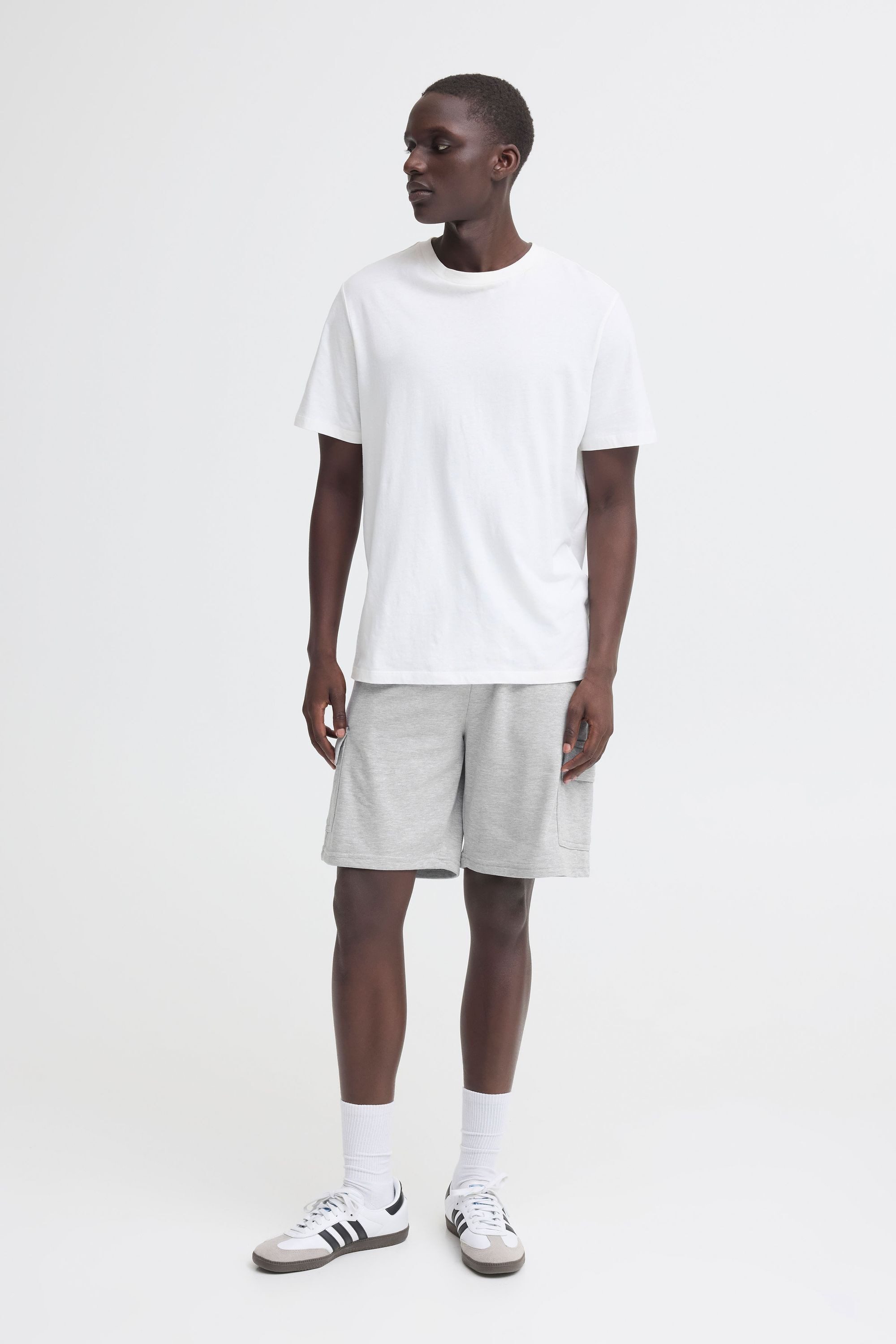 Blend Sweatshorts BHKarlos Sweat Cargo Bequeme Sweatshorts im Cargo-Stil