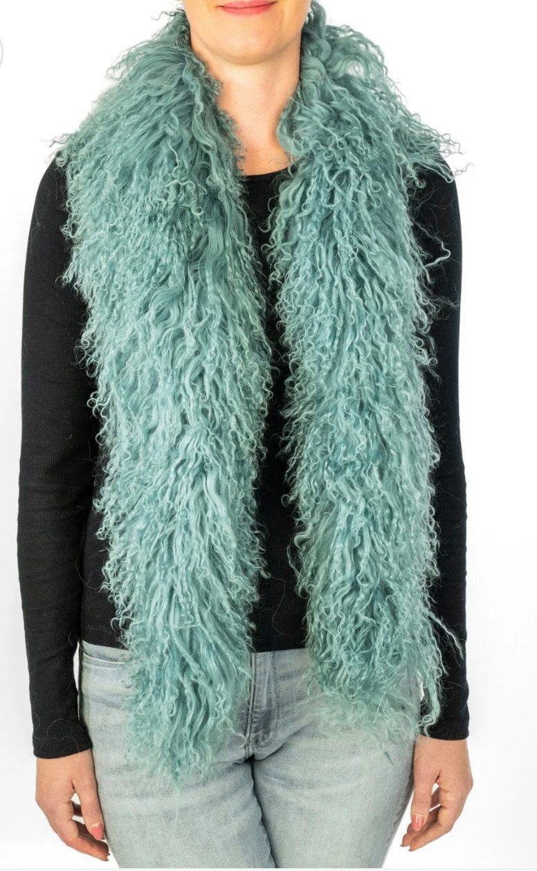 LIRA Deko Wollschal 100 % Lammfell Damen BOA Tibetlamm Schal mongolischer Schal Pelzschal, Design BOA Damenschal, feingelockt, 100 % Tibetlamm, Длина 140 cm