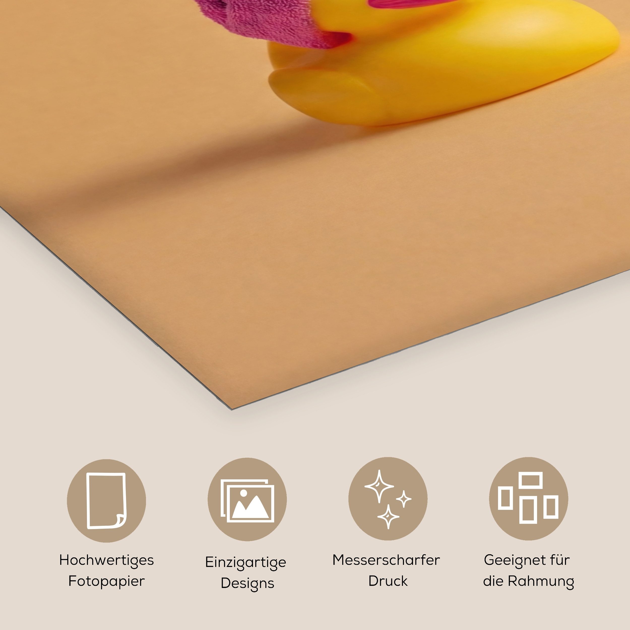 MuchoWow Poster Gummi-Ente - Handtuch - Farbenfroh, (1 St), Poster ohne Rahmen, Wandbild, Wandposter, 50x50 cm