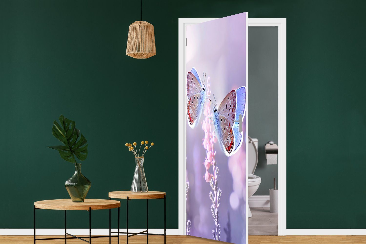 Blumen Türtapete Tür, Fototapete Schmetterling bedruckt, (1 Matt, cm Lavendel Türaufkleber, St), MuchoWow - 75x205 Lila, - - für