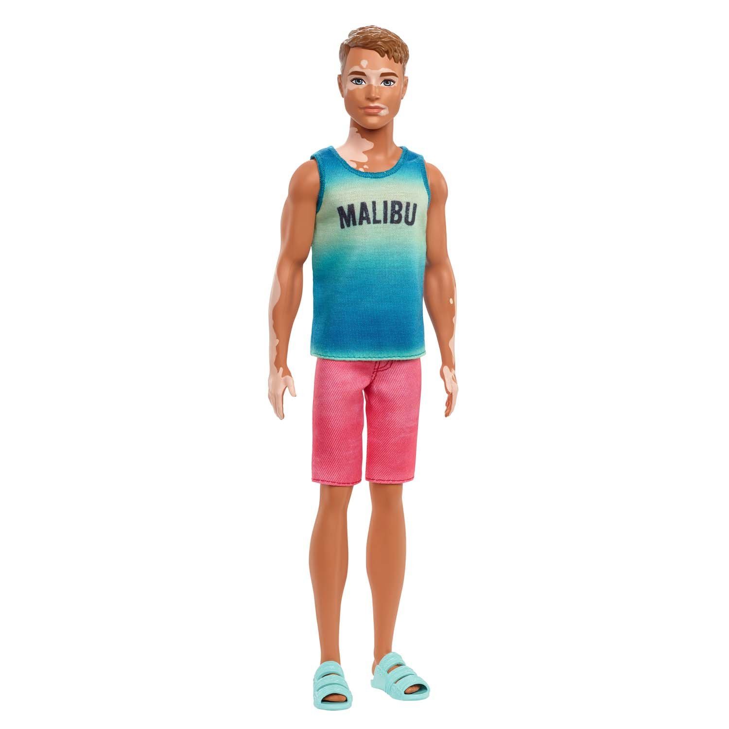 Puppe im HBV26 - Mattel® Anziehpuppe Mattel Barbie Ken „Malibu“-Tanktop