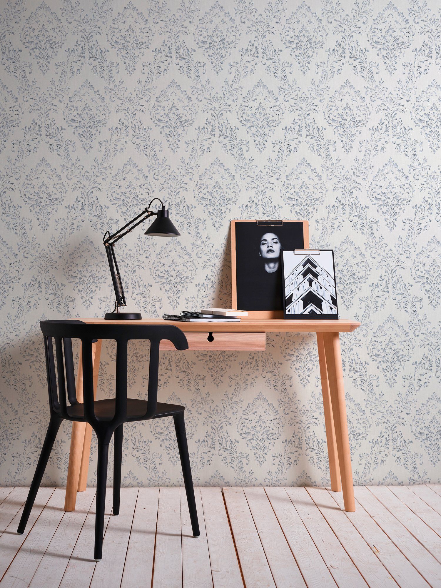 A.S. Création Architects Paper Textiltapete Barock, Tapete Ornament Silk, samtig, silberfarben/weiß Barock Metallic glänzend, matt