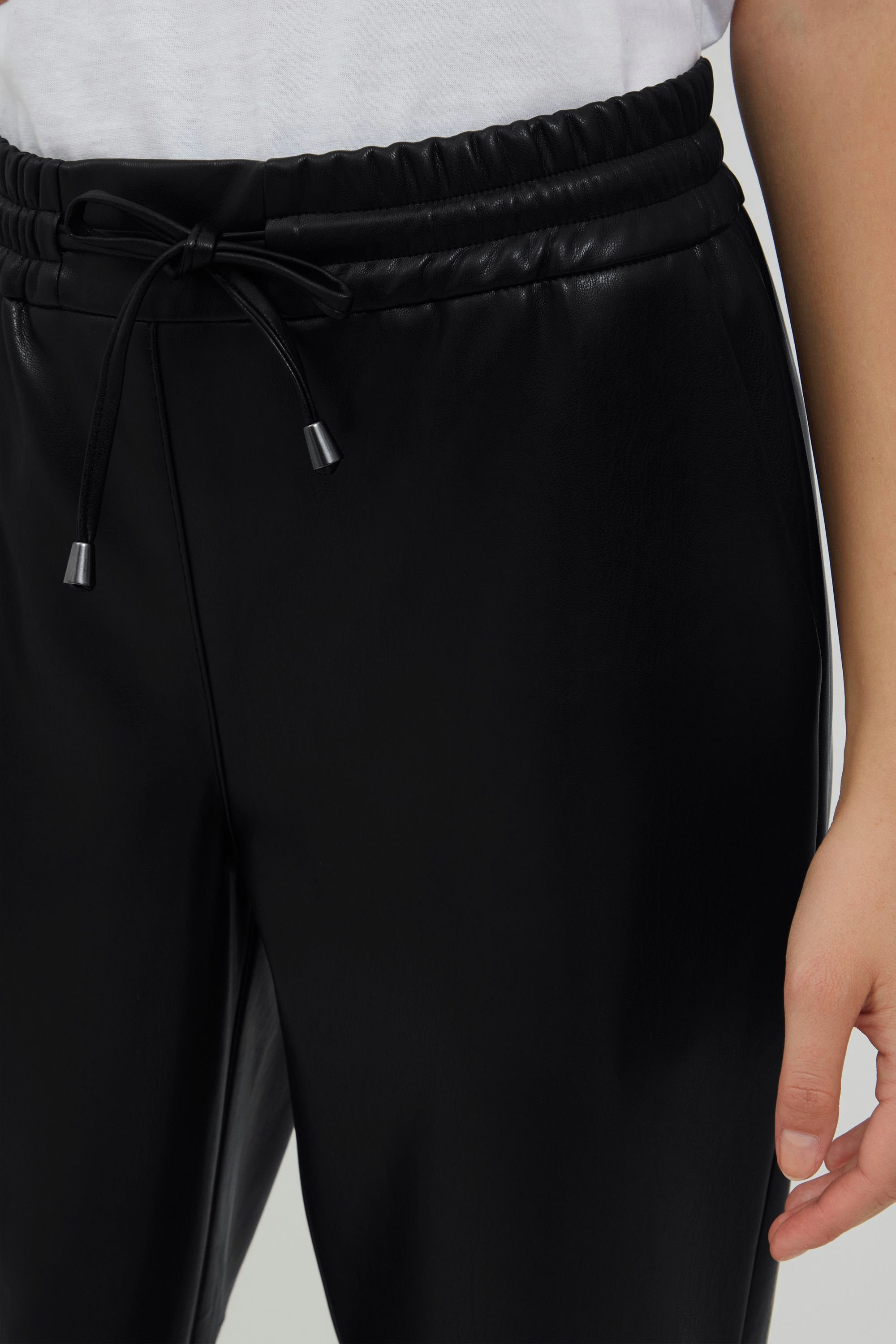 Black Kunstleder Jogginghose OXPaulia Hose OXMO Damen (194007) /Joggpants