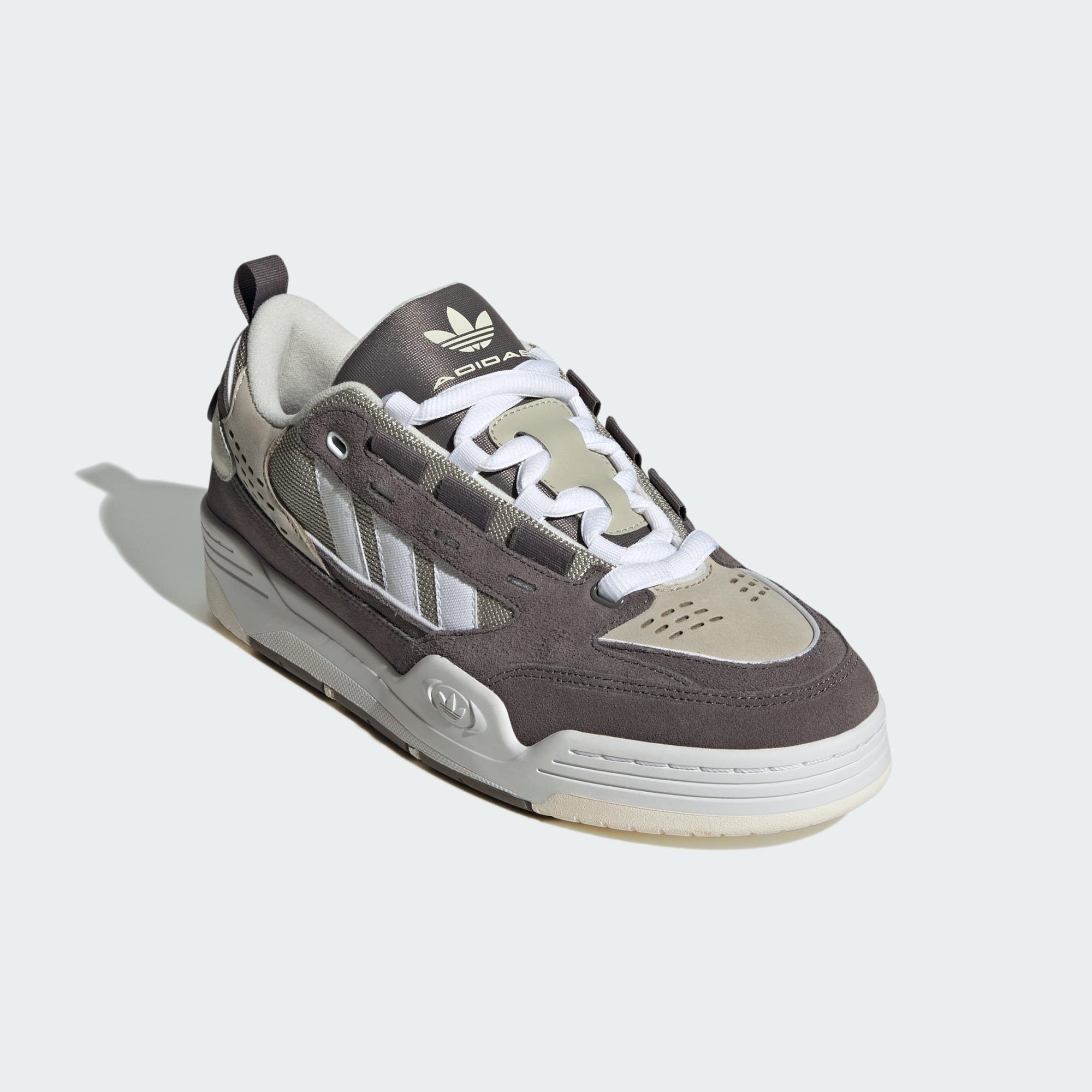 Originals / Putty Grey SCHUH White ADI2000 adidas Sneaker / Charcoal Cloud