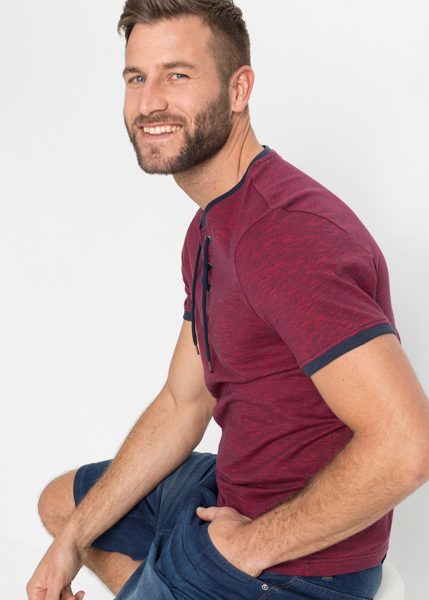 bonprix T-Shirt regular fit, Kurzarm-Design, mit Schnürung am Ausschnitt günstig online kaufen