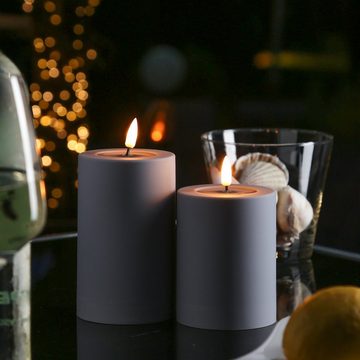 Deluxe Homeart LED-Kerze MIA Deluxe für Außen 3D Flamme flackernd H: 10cm D: 7,5cm outdoor grau (1-tlg)