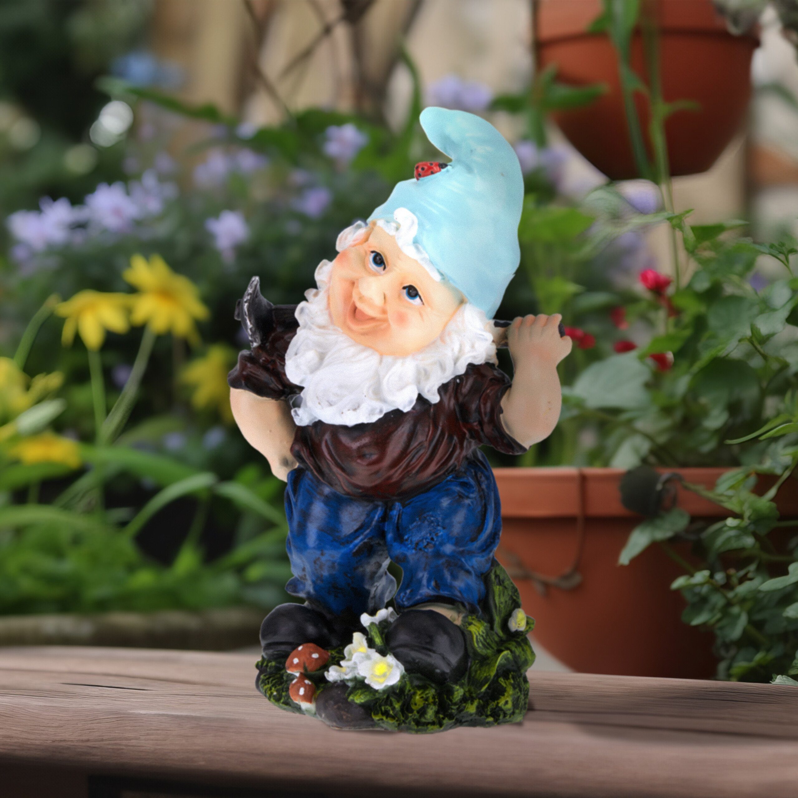 relaxdays Gartenzwerg mit Hacke günstig online kaufen