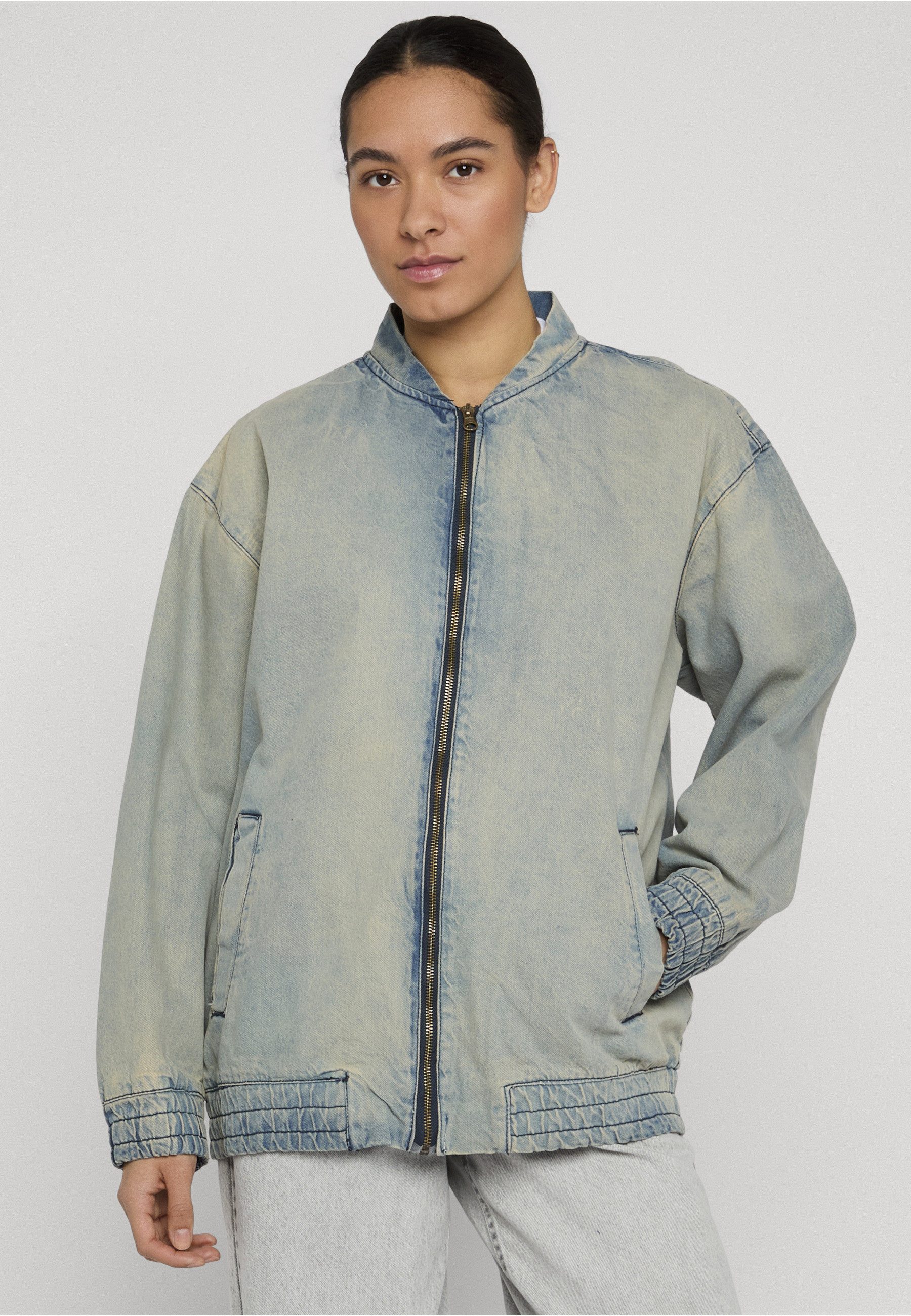URBAN CLASSICS Jeansjacke Urban Classics Ladies Oversized Skater Jacket (1-St)