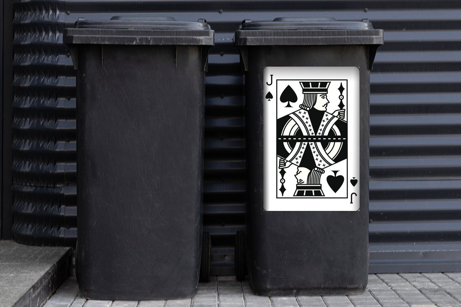 Wandsticker Sticker, einer Mülleimer-aufkleber, Container, Mülltonne, St), (1 Illustration MuchoWow Pik-Bube-Spielkarte Abfalbehälter