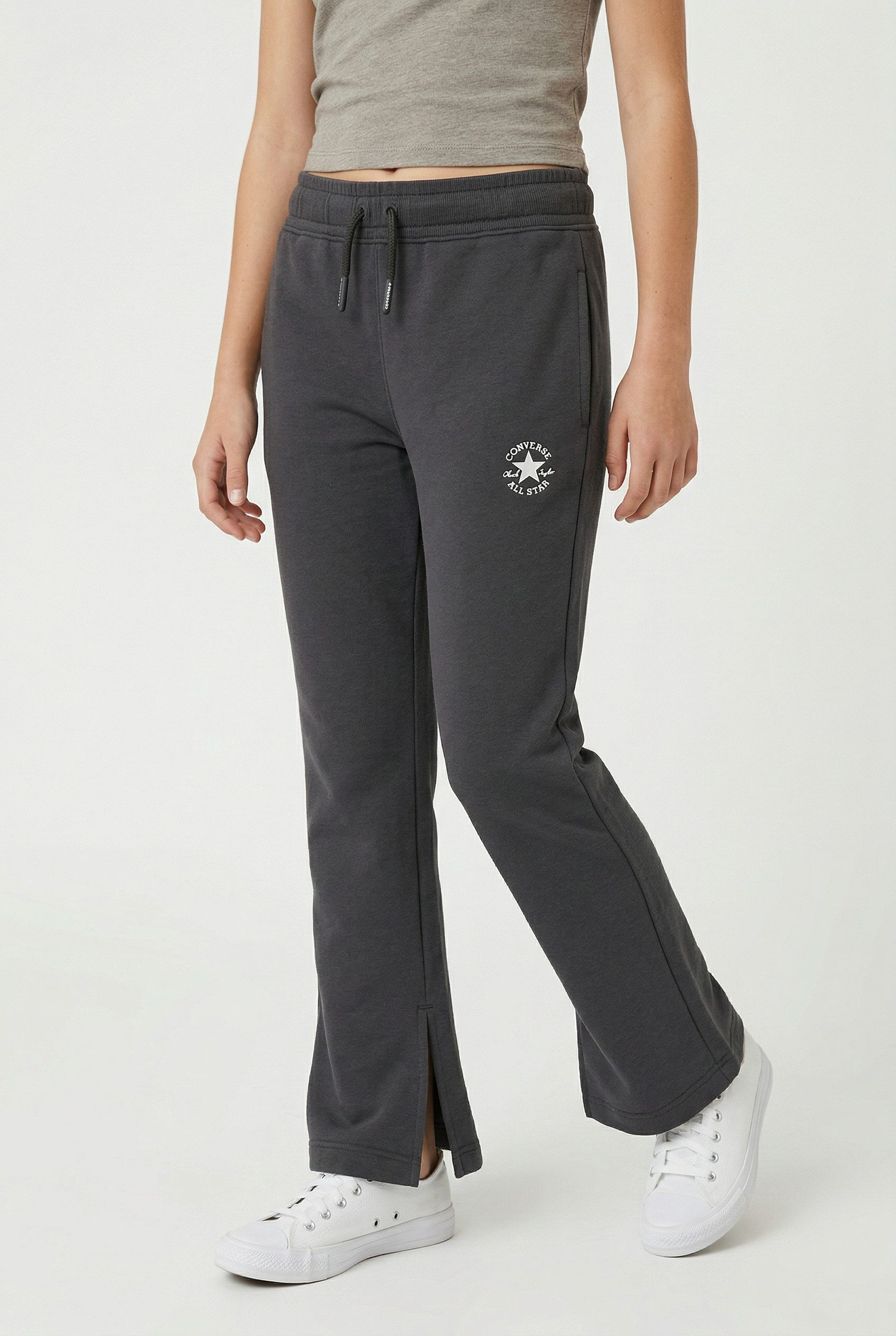 Converse Jogginghose CNVG RELAXED FLARED PANT lässiger Schnitt, für Freizeit, weiches Material, pflegeleicht