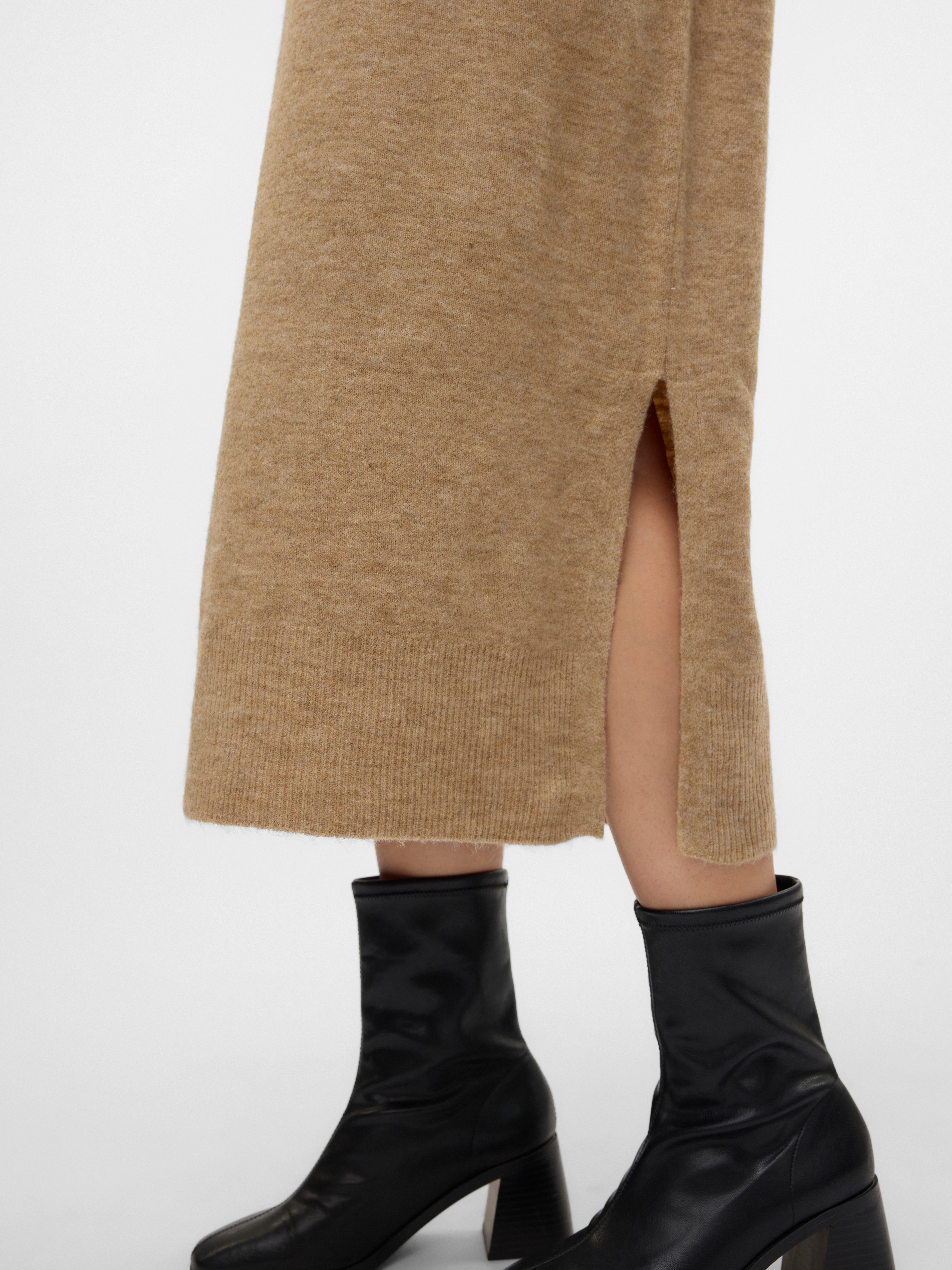Vero Moda Strickkleid VMJUPITER LS V-NECK CALF DRESS BF
