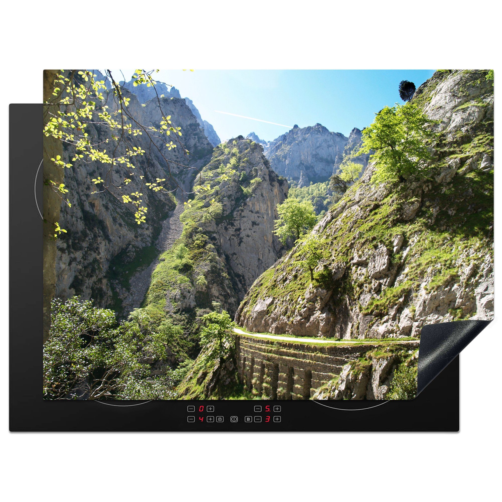 MuchoWow Herdblende-/Abdeckplatte Pfad am Rande der Steilküste im spanischen Nationalpark Picos de, Vinyl, (1 tlg), 70x52 cm, Mobile Arbeitsfläche nutzbar, Ceranfeldabdeckung