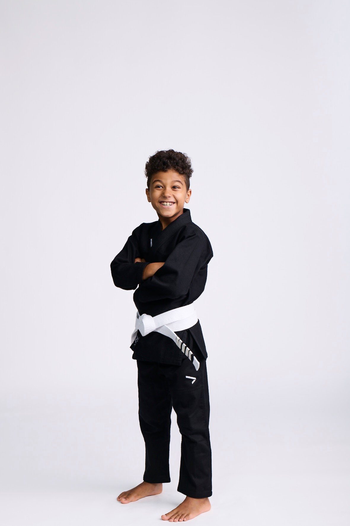 IPPON GEAR Karateanzug Rookie BJJ Brazilian Jiu Jitsu Anzug (Jacke, Hose und Gürtel), 350gr/m² Stoffdichte I Reißfestes Material mit versiegelten Nähten